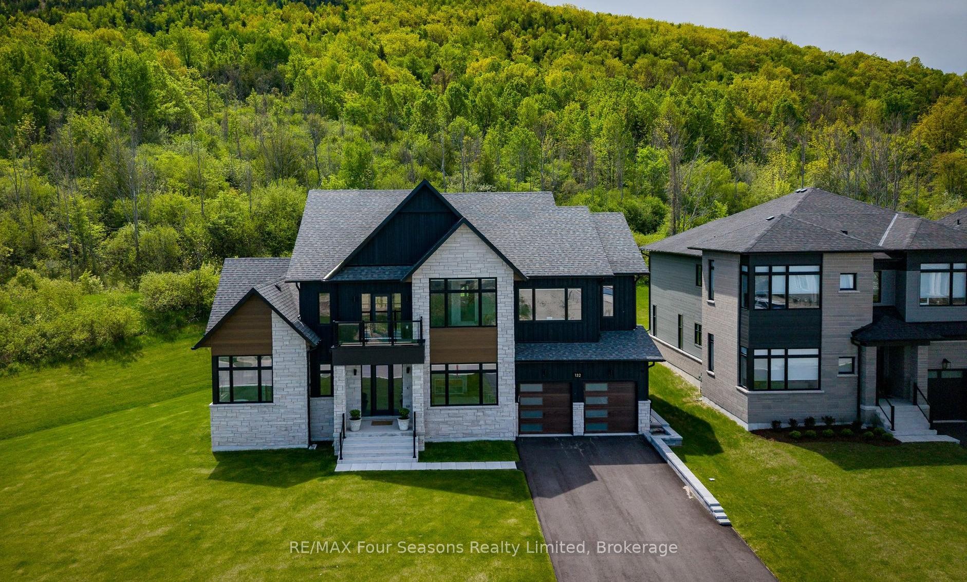 Photo 42 of 132 Dorothy Drive, Blue Mountains — HOMEH