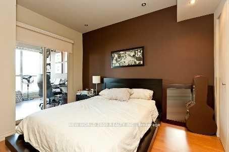 Photo 3 of Unit Ph09, 633 Bay Street, Toronto, Bay Street Corridor — HOMEH