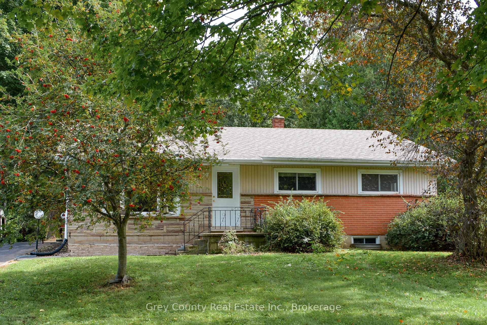 Photo 2 of 235341 Grey 13 Road, Grey Highlands — HOMEH