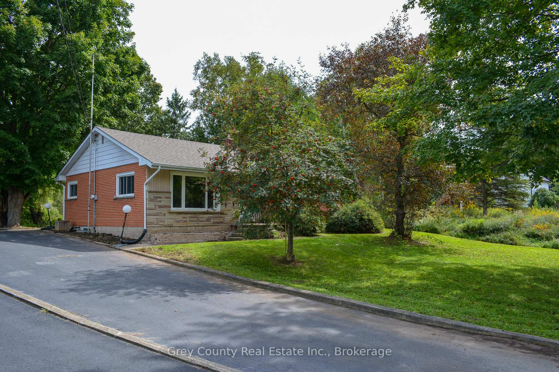 Photo 5 of 235341 Grey 13 Road, Grey Highlands — HOMEH