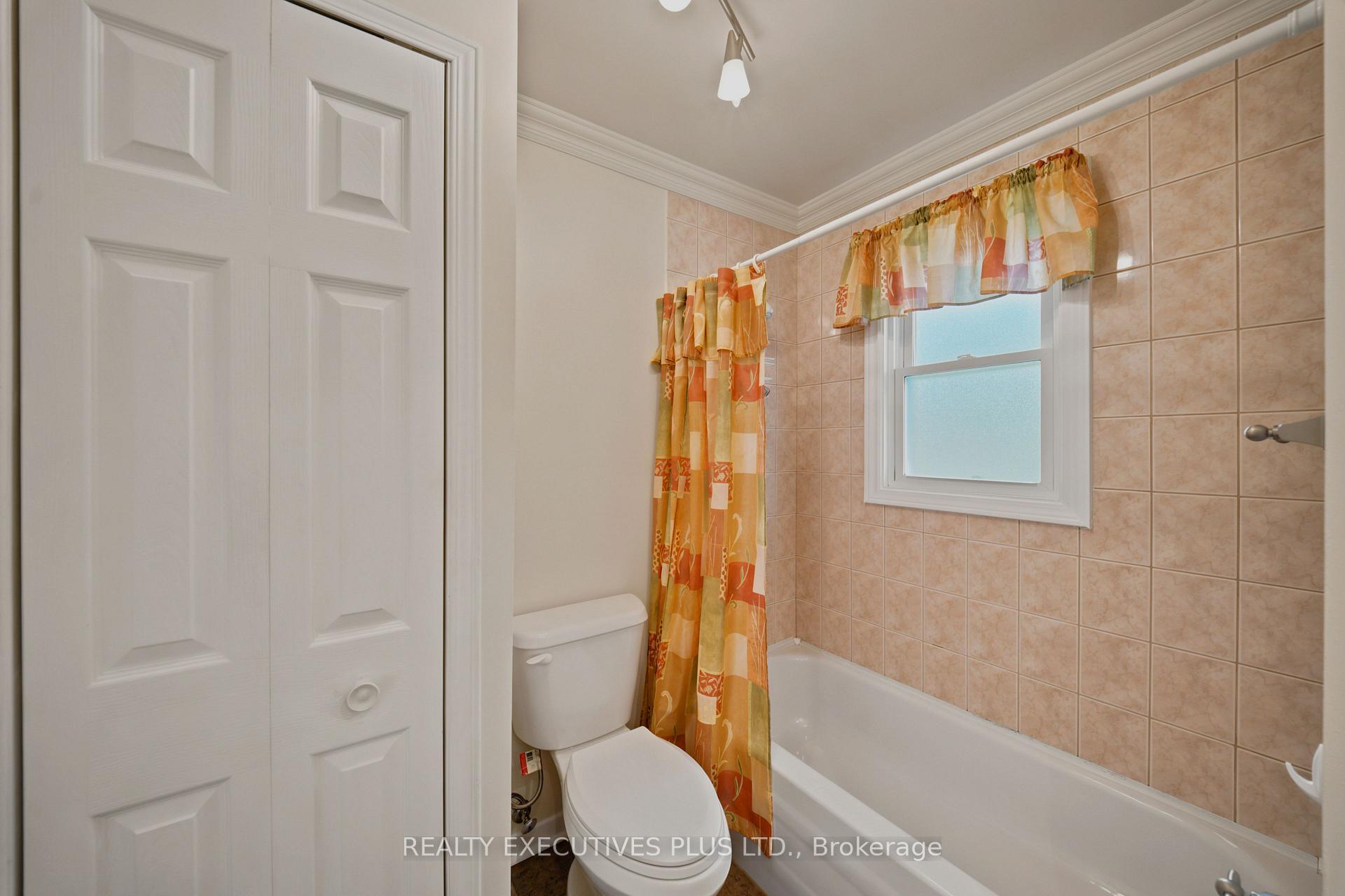 Photo 16 of 2593 Cleroux Crescent, Ottawa, Blackburn Hamlet (South) — HOMEH