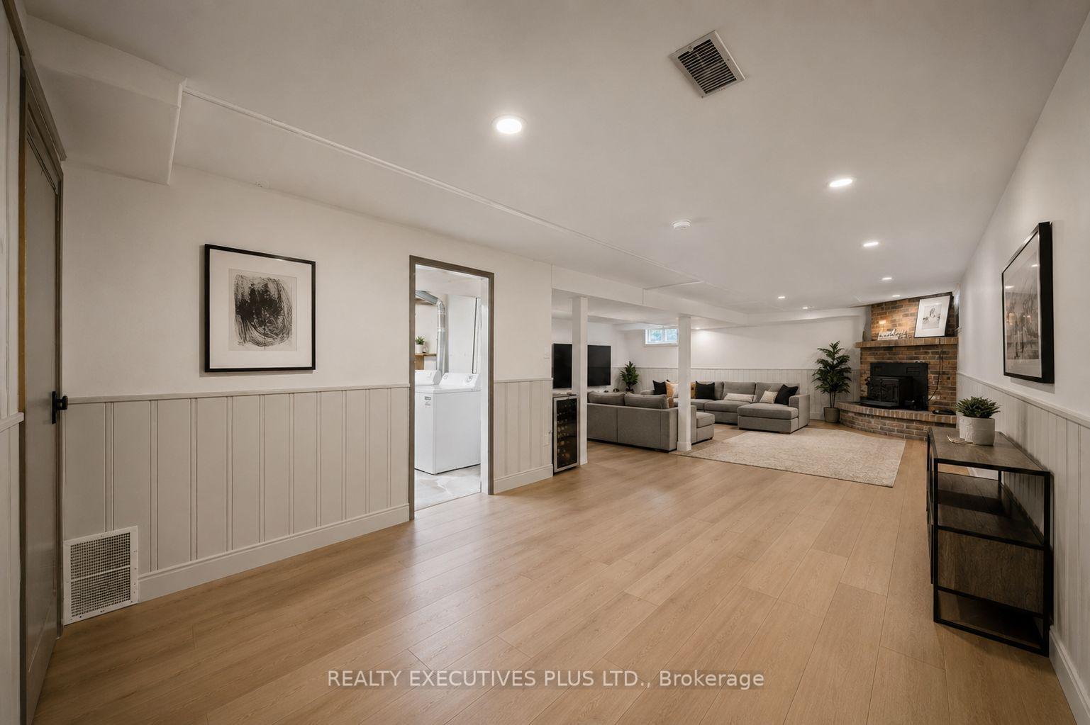 Photo 29 of 2593 Cleroux Crescent, Ottawa, Blackburn Hamlet (South) — HOMEH