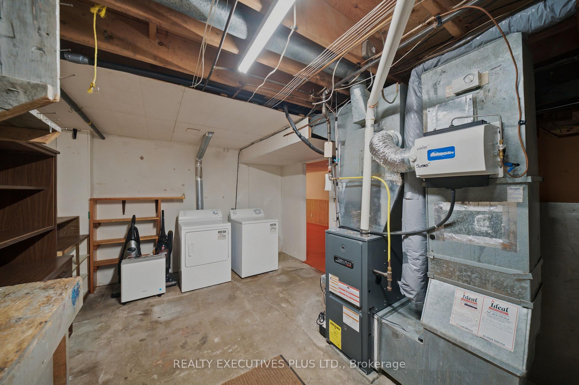 Photo 33 of 2593 Cleroux Crescent, Ottawa, Blackburn Hamlet (South) — HOMEH