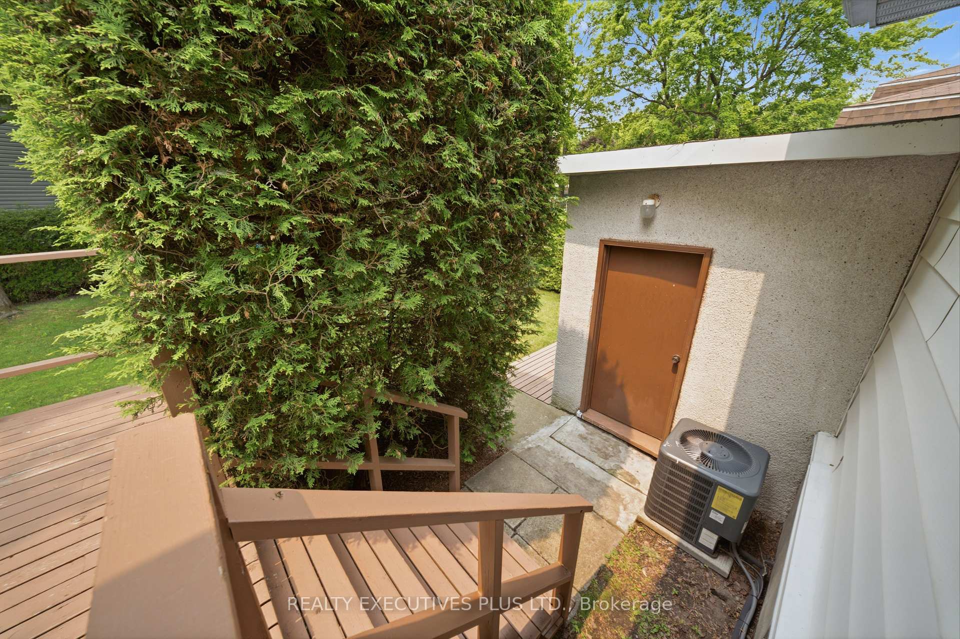 Photo 34 of 2593 Cleroux Crescent, Ottawa, Blackburn Hamlet (South) — HOMEH