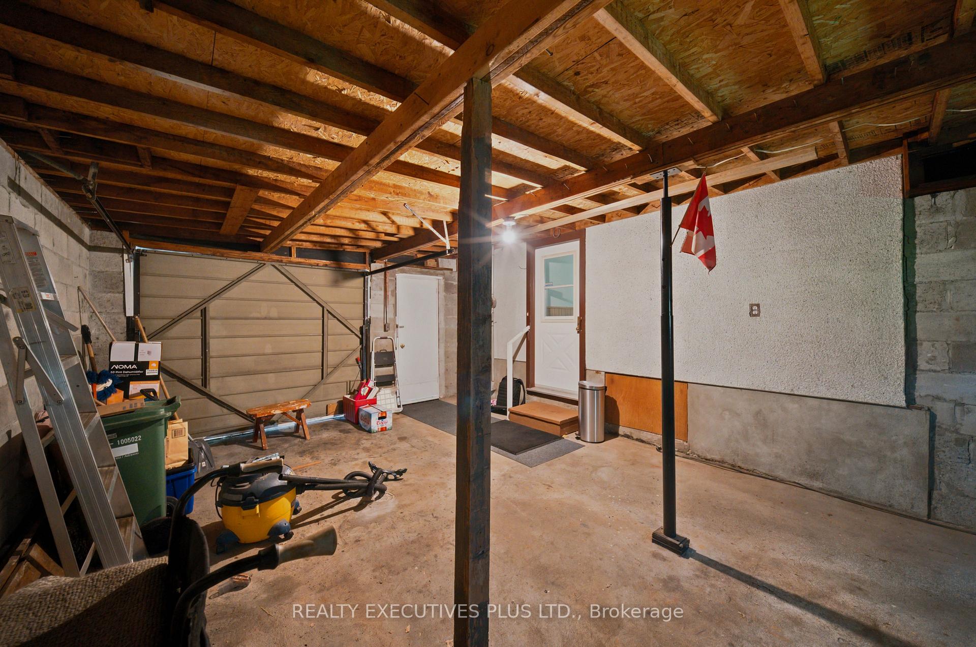 Photo 38 of 2593 Cleroux Crescent, Ottawa, Blackburn Hamlet (South) — HOMEH