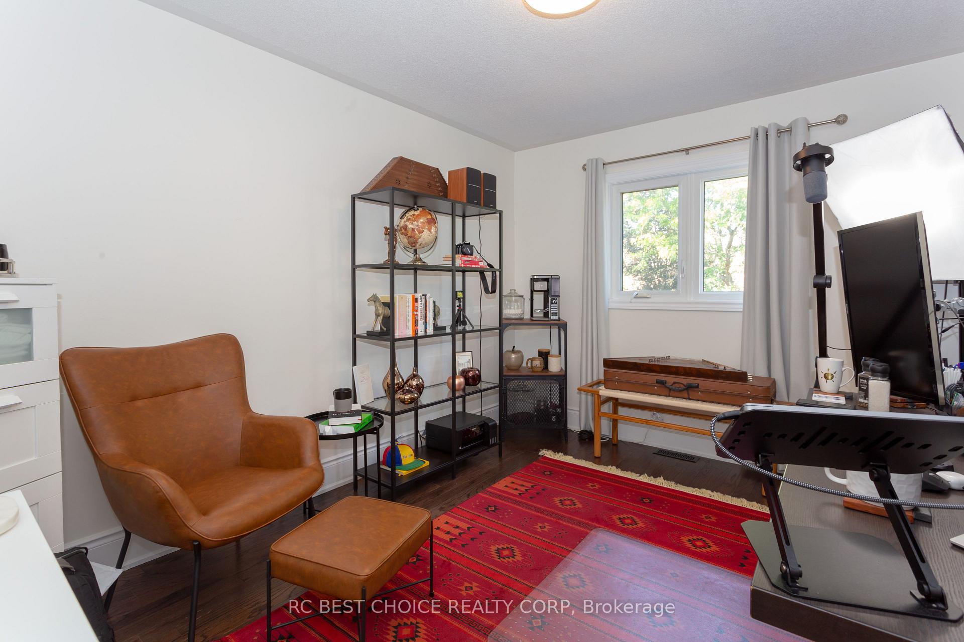 Photo 15 of 68 Carron Avenue, Vaughan, Maple — HOMEH