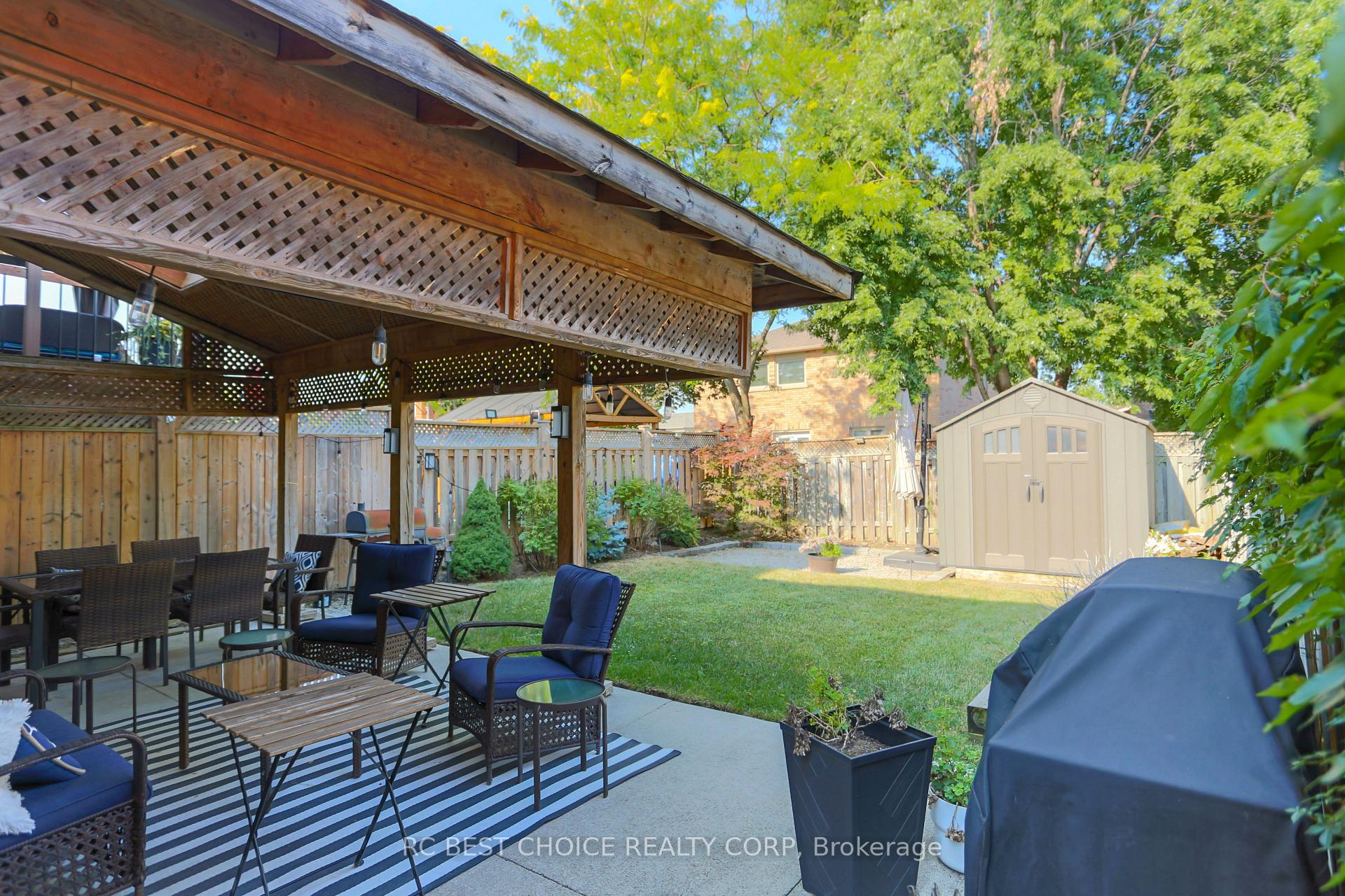Photo 21 of 68 Carron Avenue, Vaughan, Maple — HOMEH