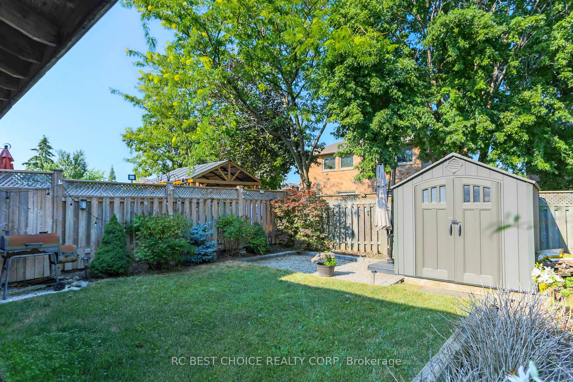 Photo 23 of 68 Carron Avenue, Vaughan, Maple — HOMEH