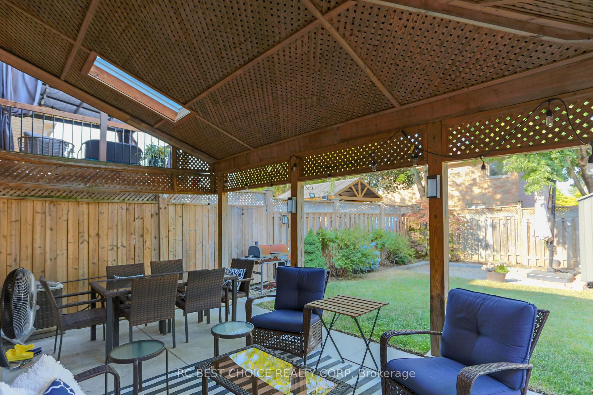 Photo 25 of 68 Carron Avenue, Vaughan, Maple — HOMEH