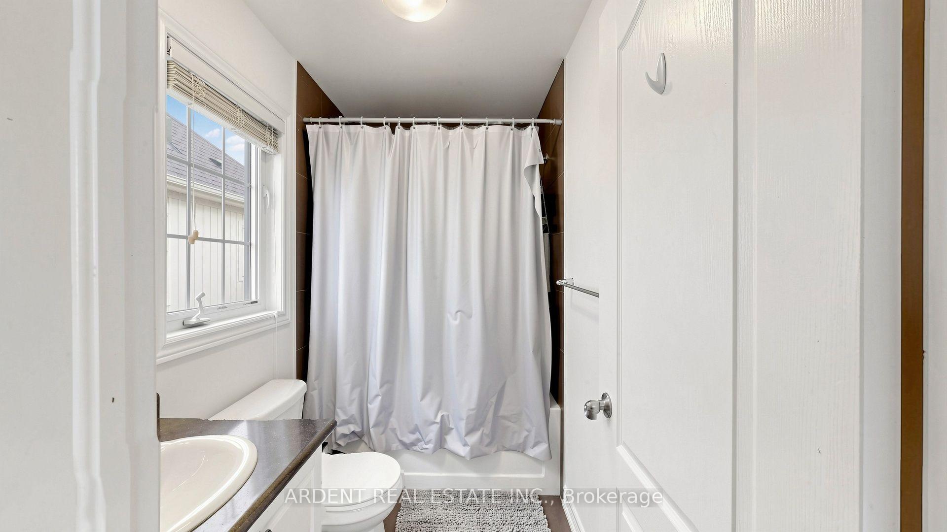 Photo 34 of 11 Sunset Way, Thorold, Rolling Meadows — HOMEH