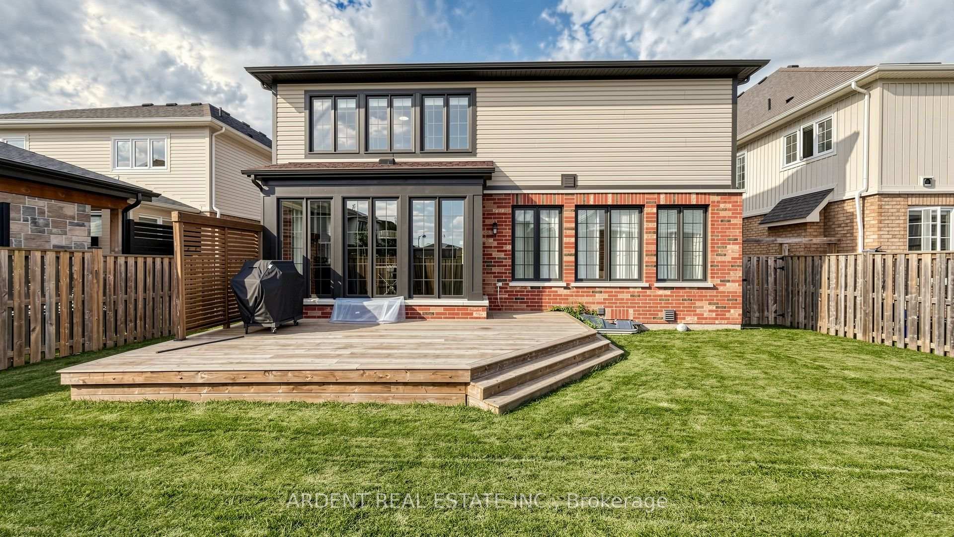 Photo 46 of 11 Sunset Way, Thorold, Rolling Meadows — HOMEH
