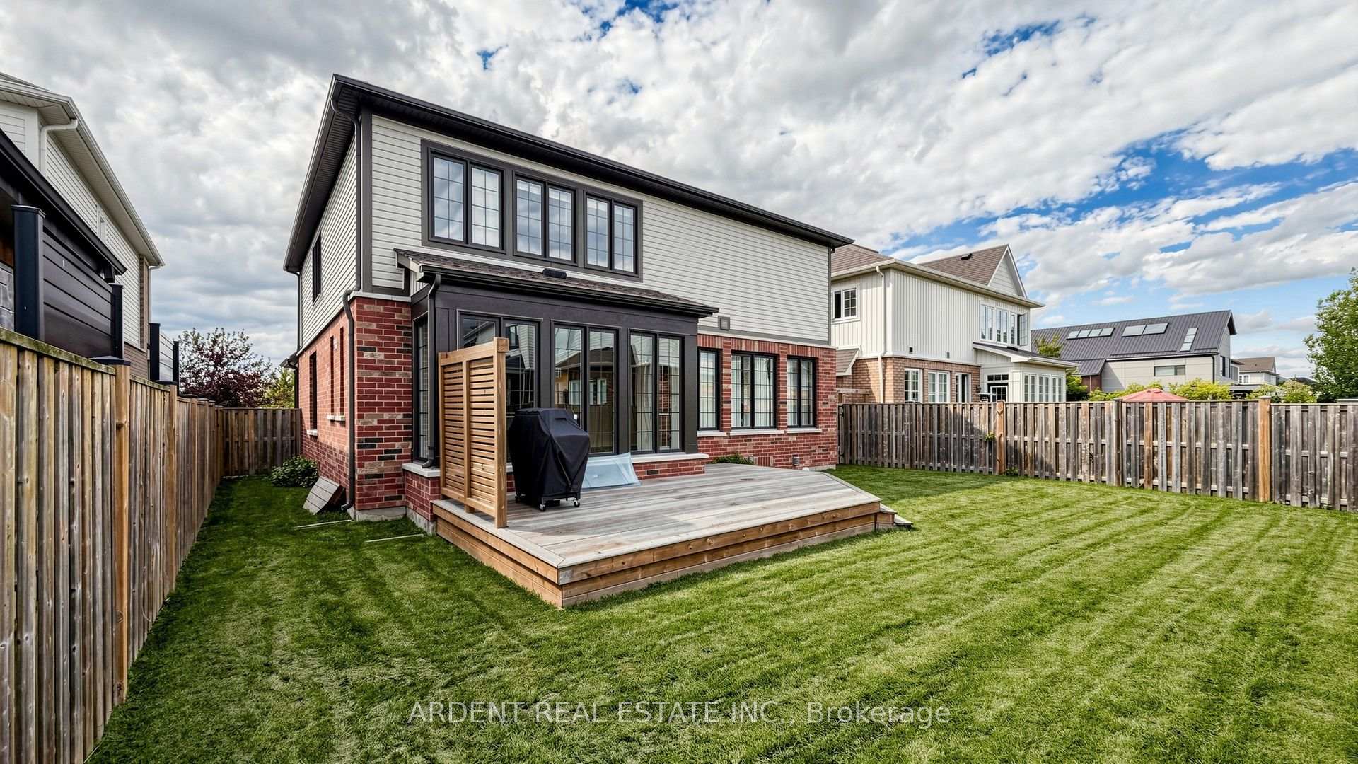 Photo 47 of 11 Sunset Way, Thorold, Rolling Meadows — HOMEH