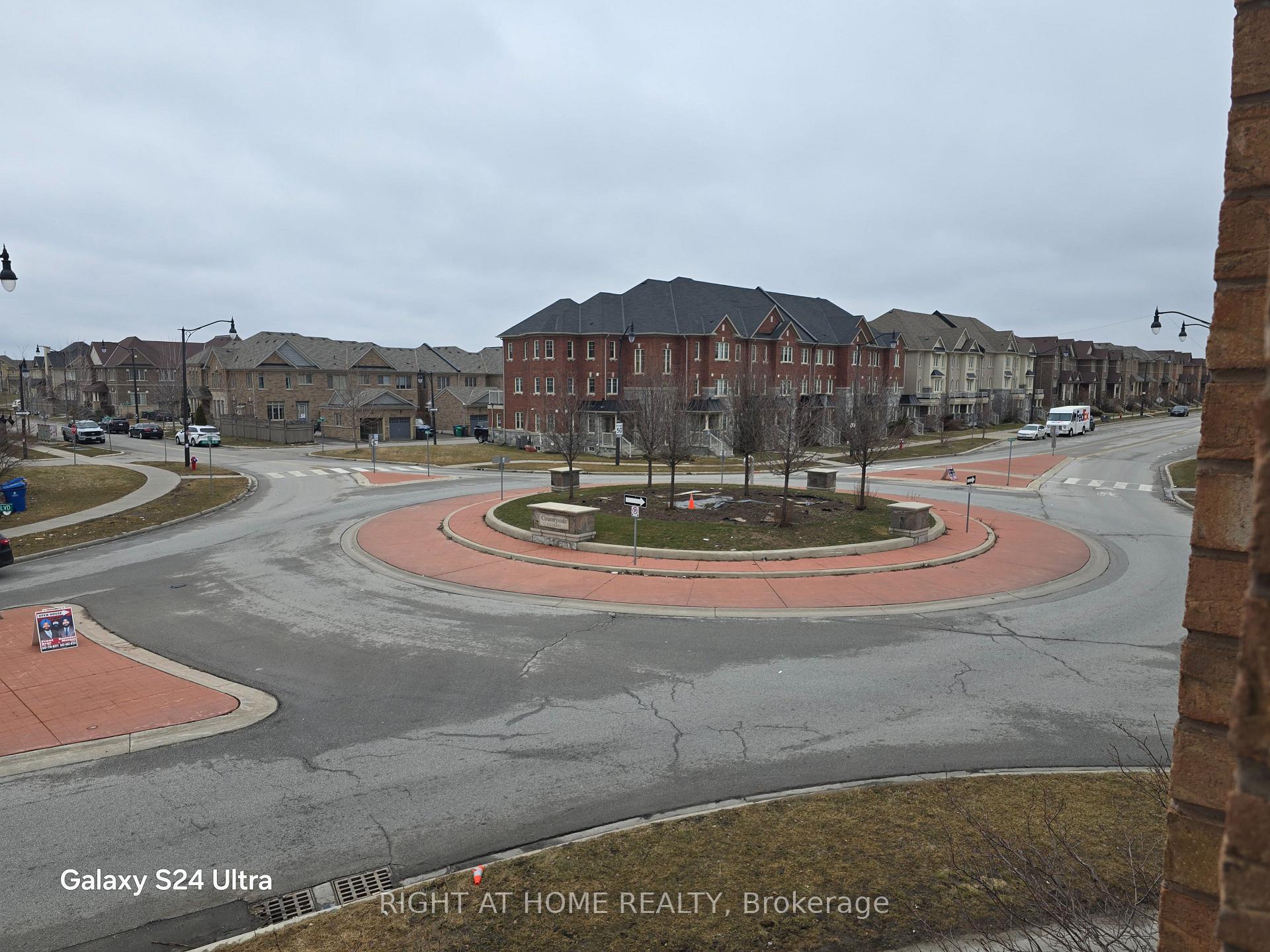 Photo 3 of Unit 2, 149 Inspire Blvd., Brampton, Sandringham-Wellington North — HOMEH