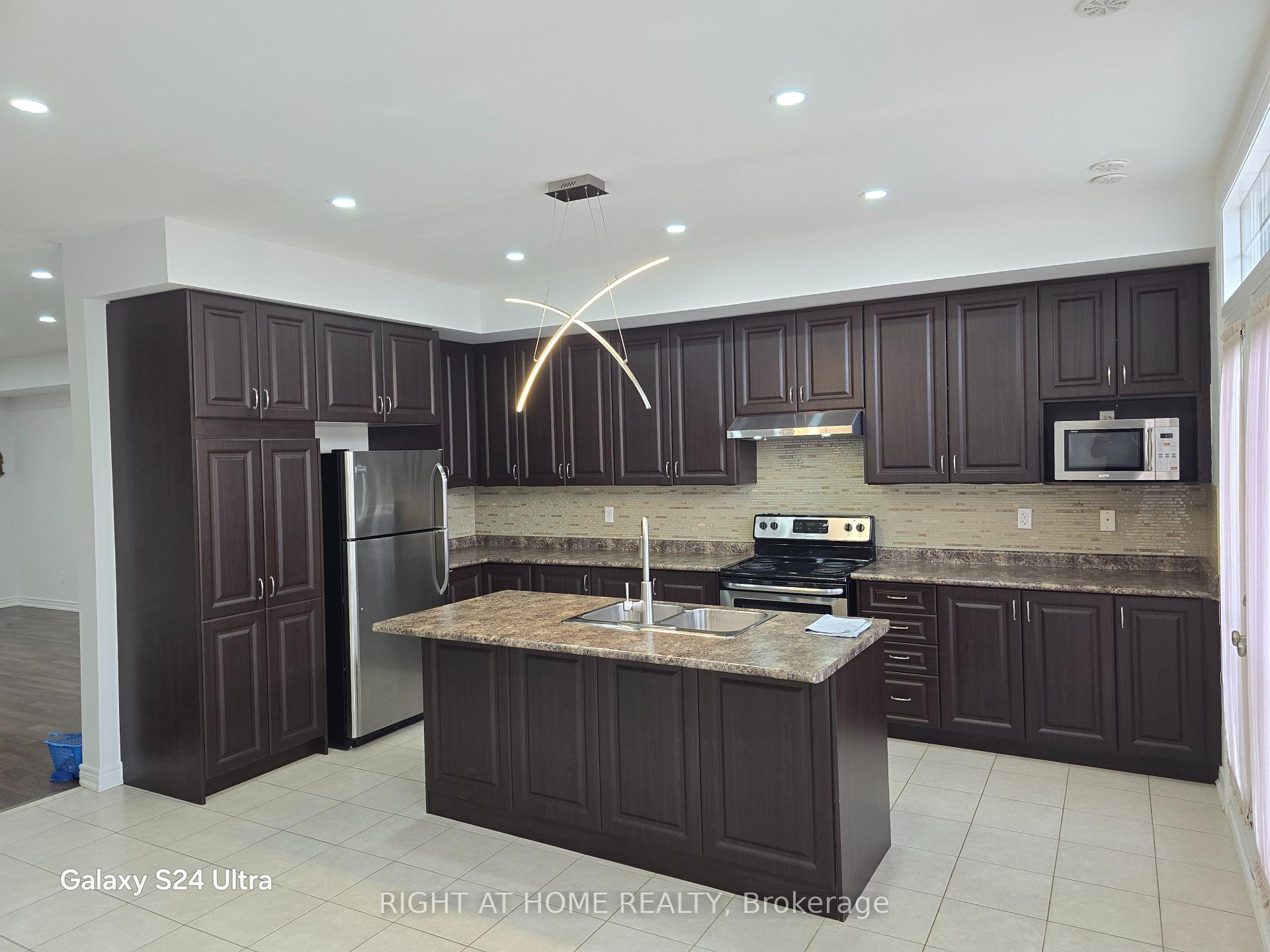 Photo 2 of Unit 2, 149 Inspire Blvd., Brampton, Sandringham-Wellington North — HOMEH