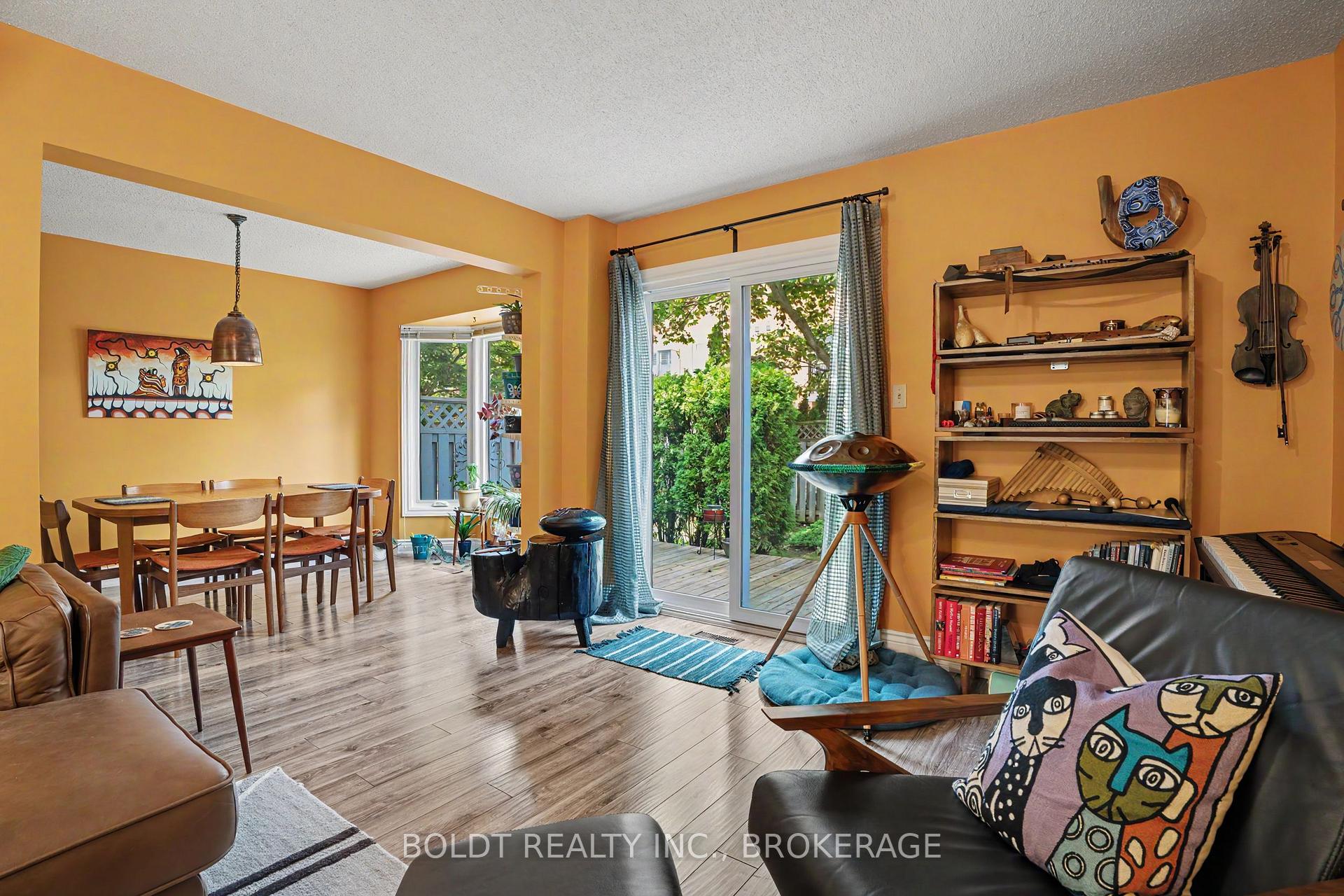 Photo 10 of Unit 12, 7 Davidson Boulevard, Hamilton, Dundas — HOMEH