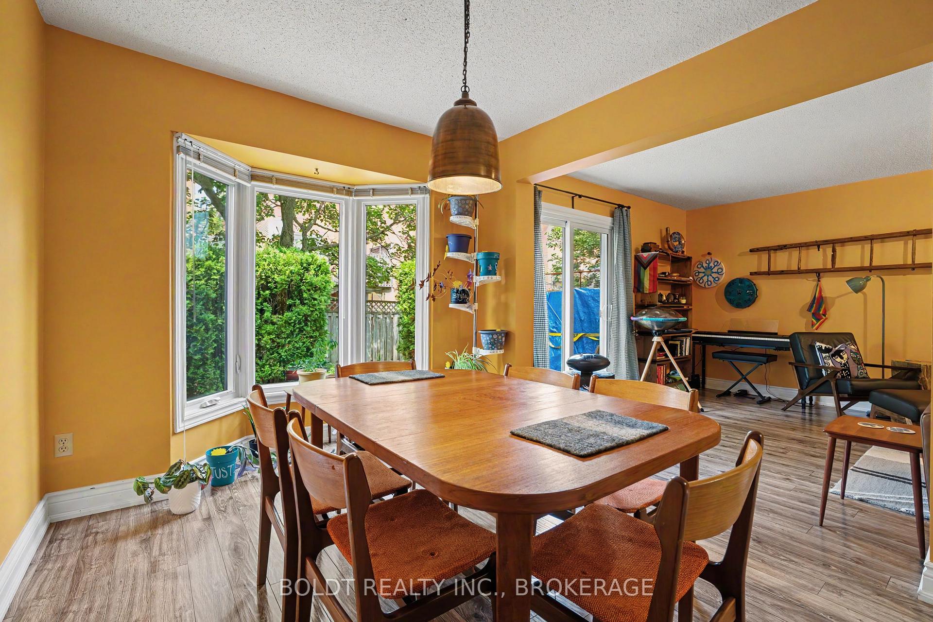 Photo 13 of Unit 12, 7 Davidson Boulevard, Hamilton, Dundas — HOMEH