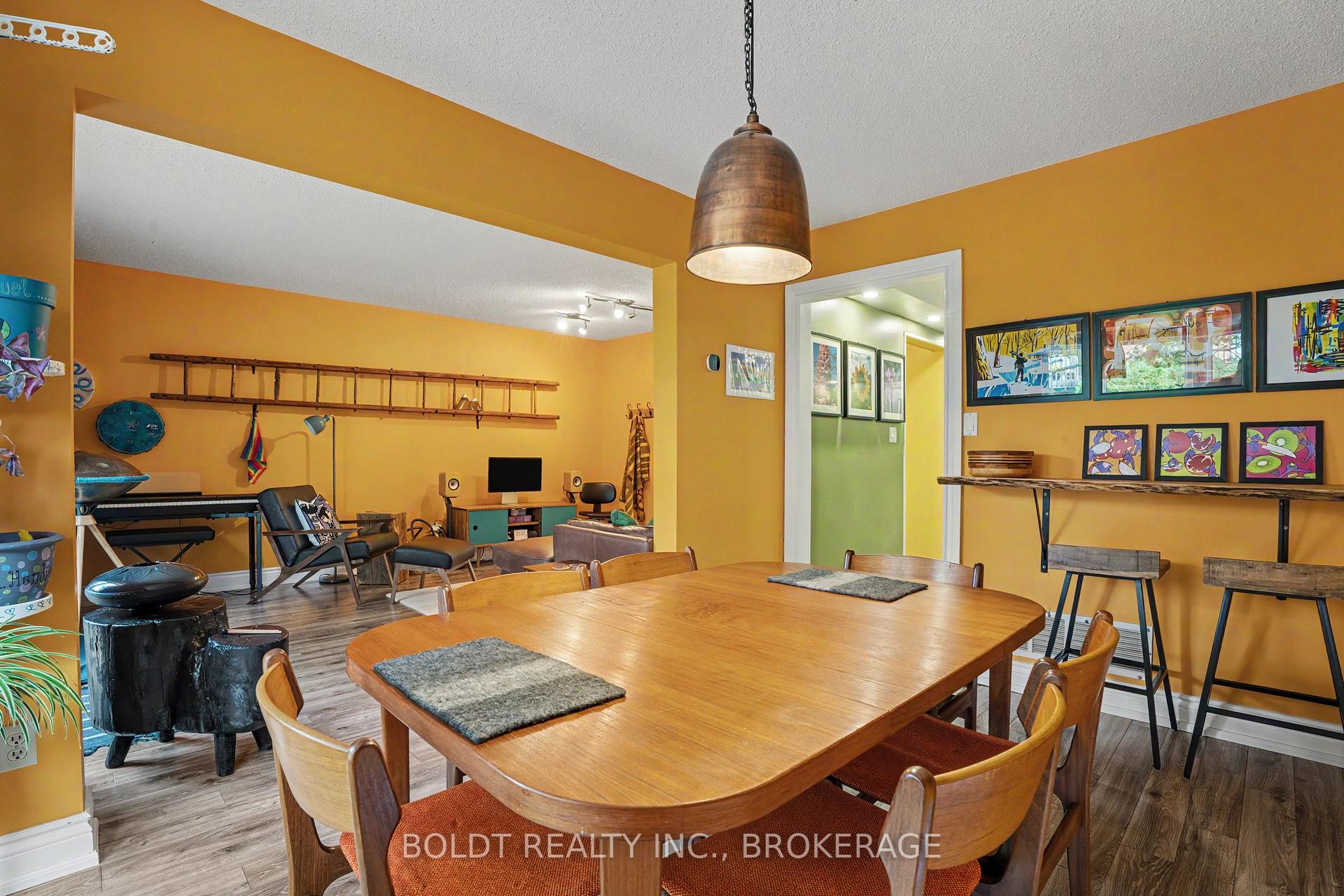 Photo 14 of Unit 12, 7 Davidson Boulevard, Hamilton, Dundas — HOMEH