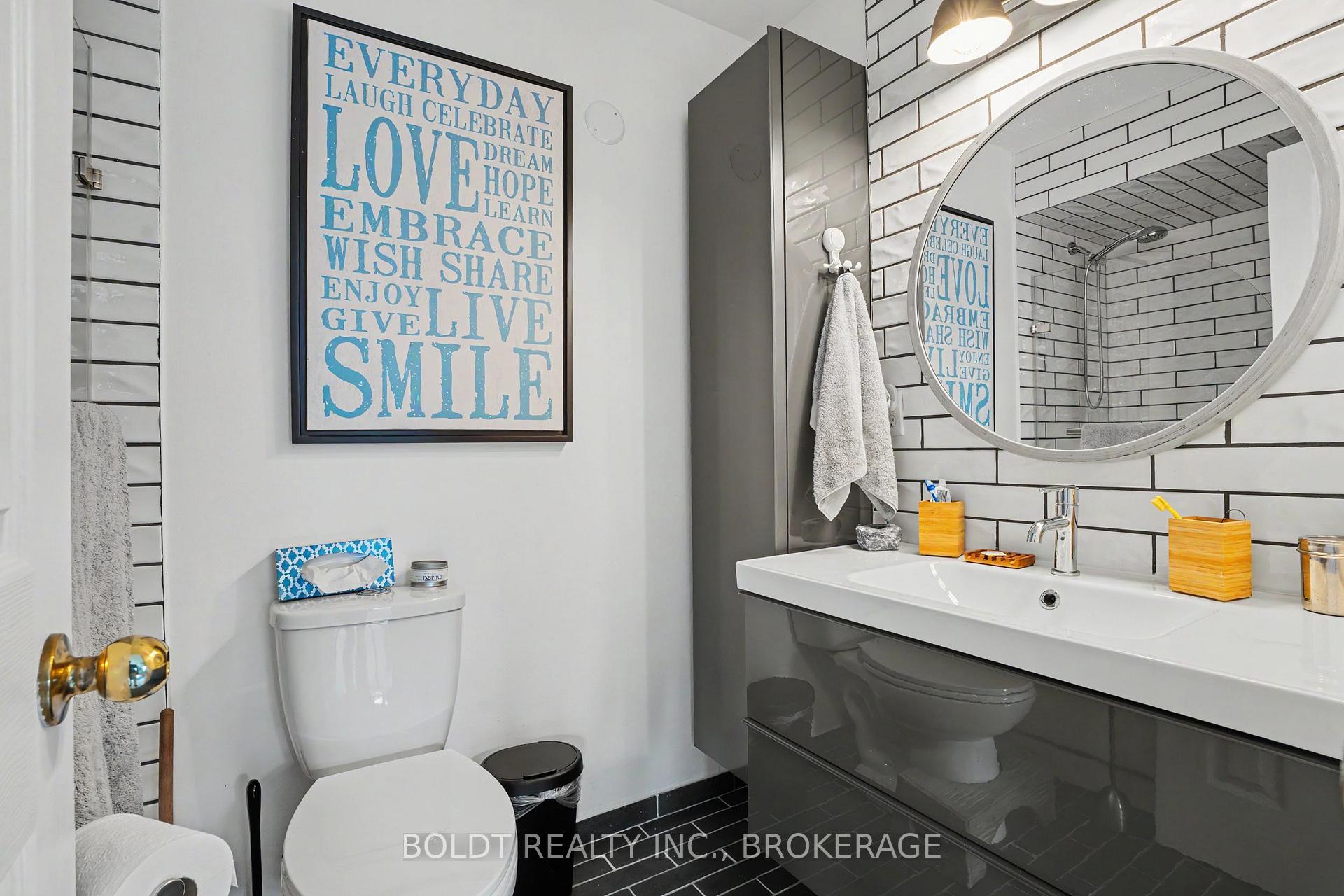 Photo 23 of Unit 12, 7 Davidson Boulevard, Hamilton, Dundas — HOMEH