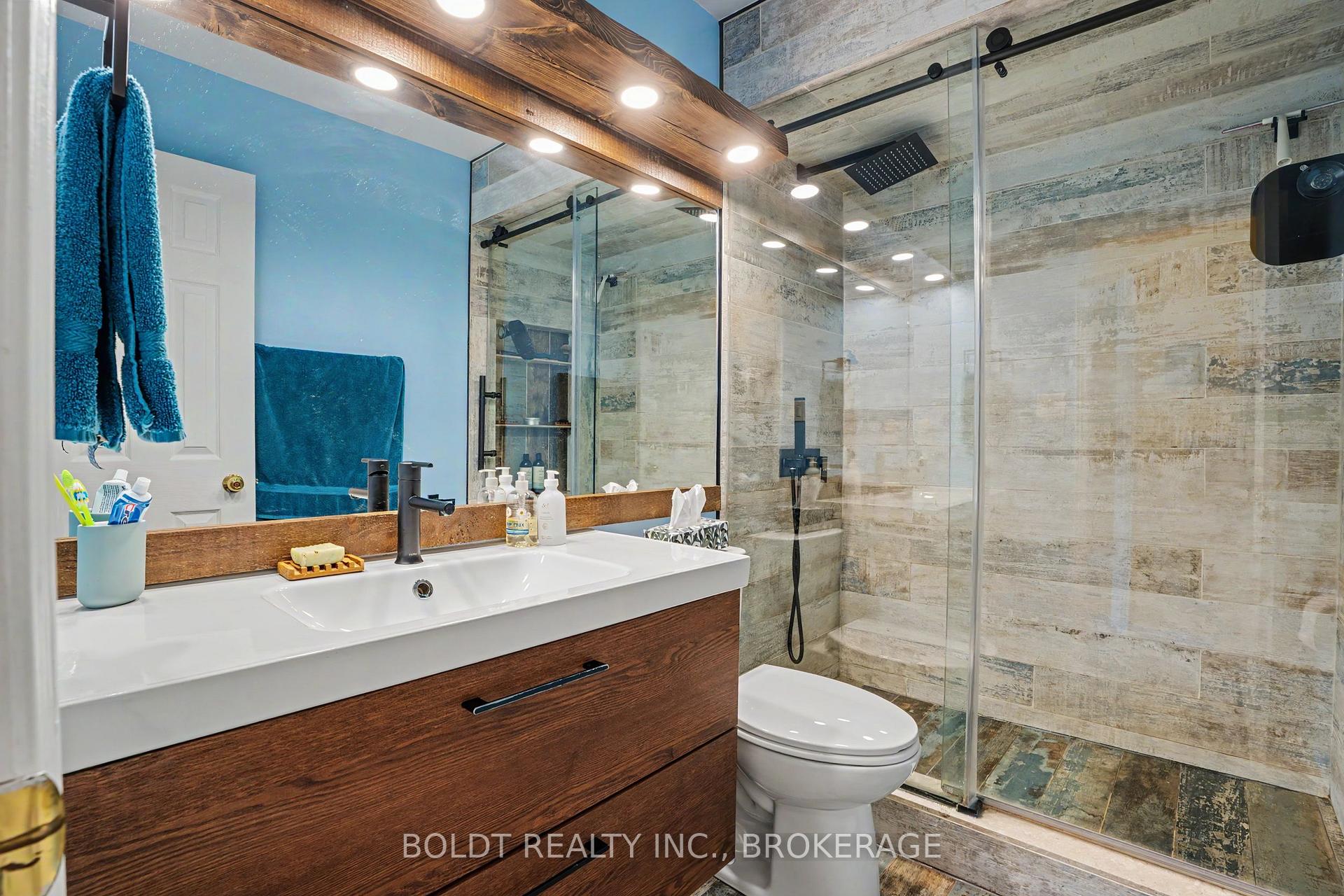 Photo 25 of Unit 12, 7 Davidson Boulevard, Hamilton, Dundas — HOMEH