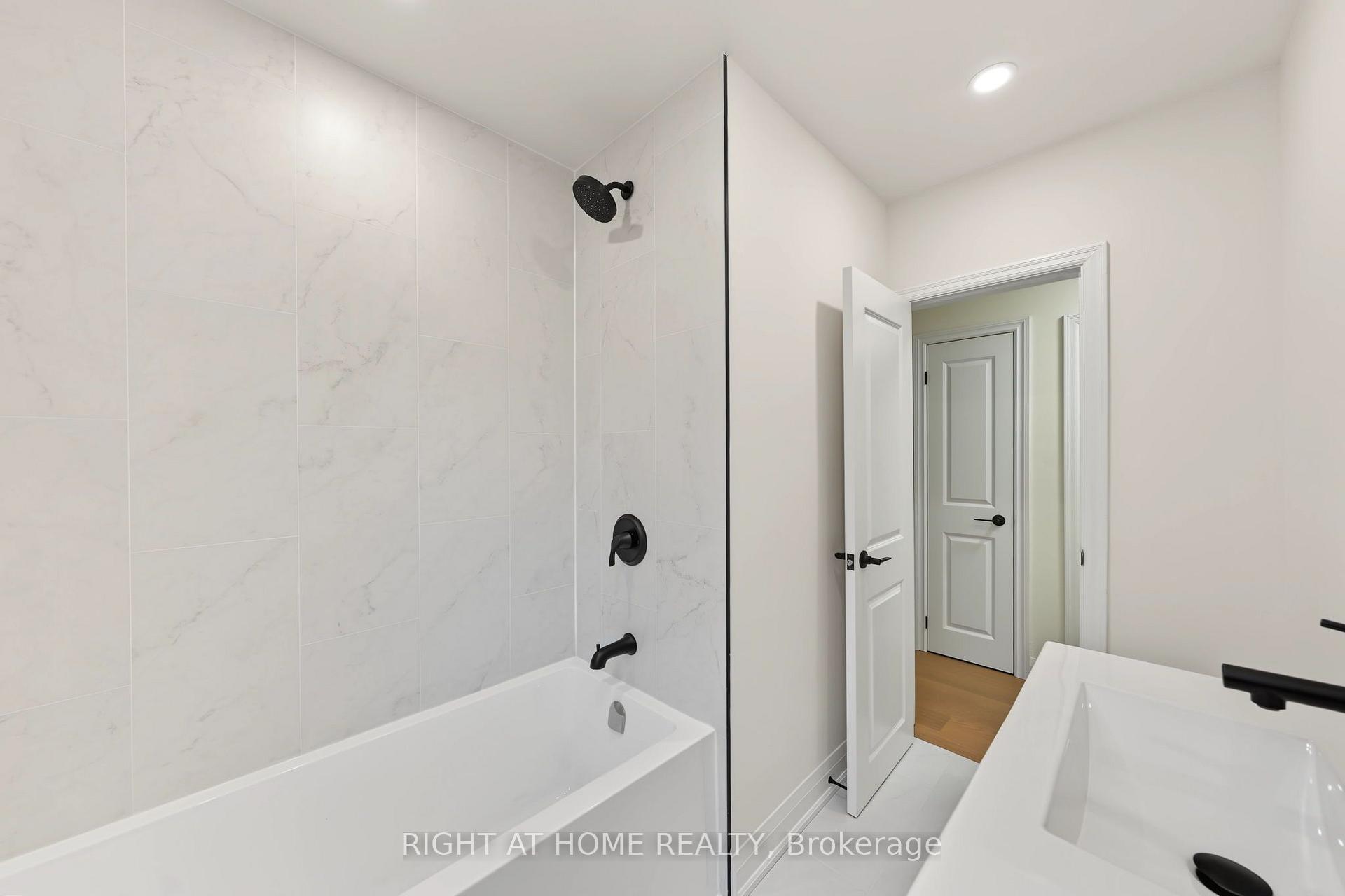 Photo 13 of 1008 Kennedy Road, Scarborough, Dorset Park — HOMEH