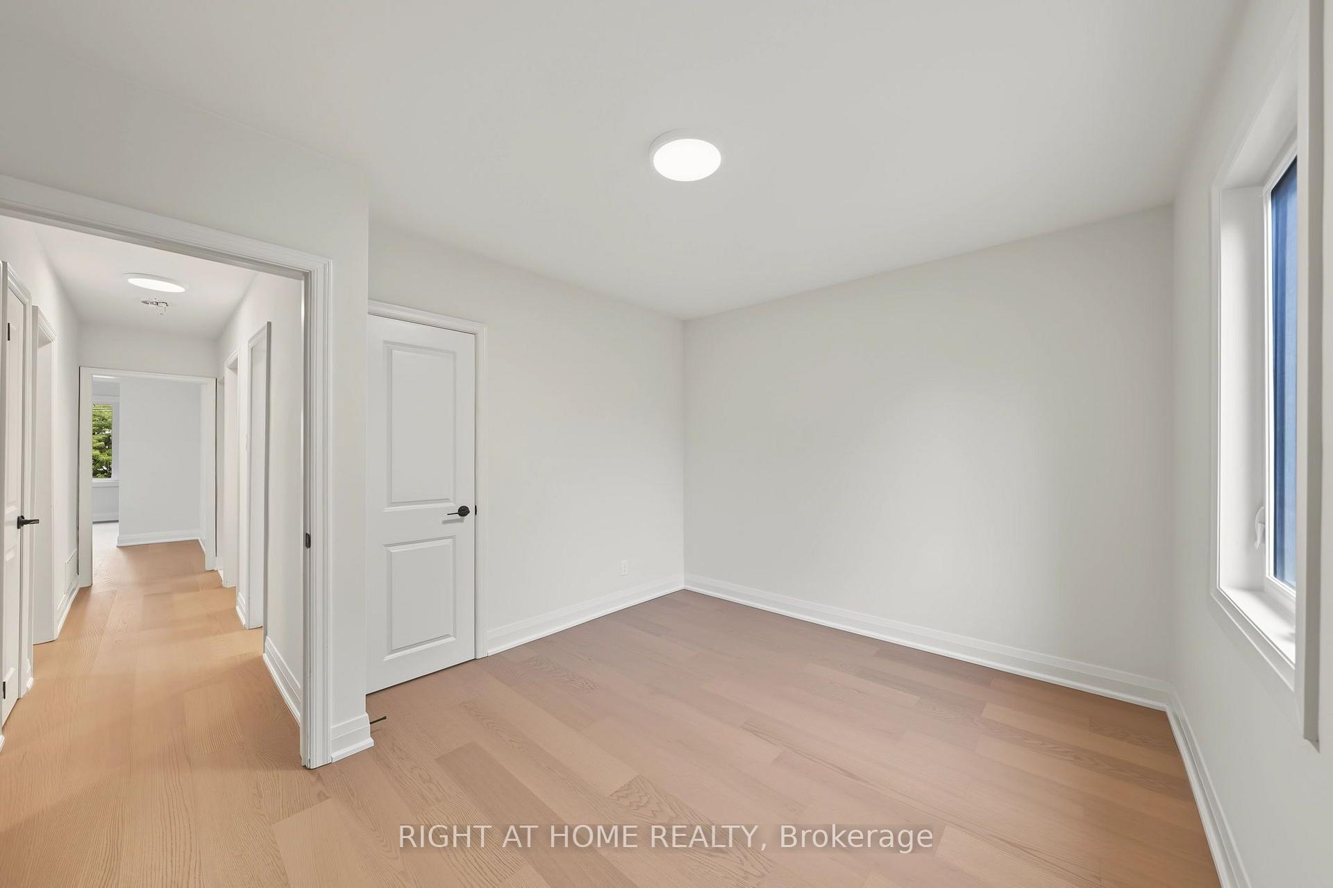 Photo 15 of 1008 Kennedy Road, Scarborough, Dorset Park — HOMEH