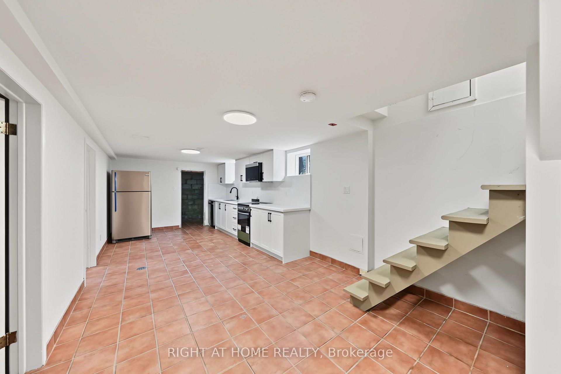 Photo 19 of 1008 Kennedy Road, Scarborough, Dorset Park — HOMEH