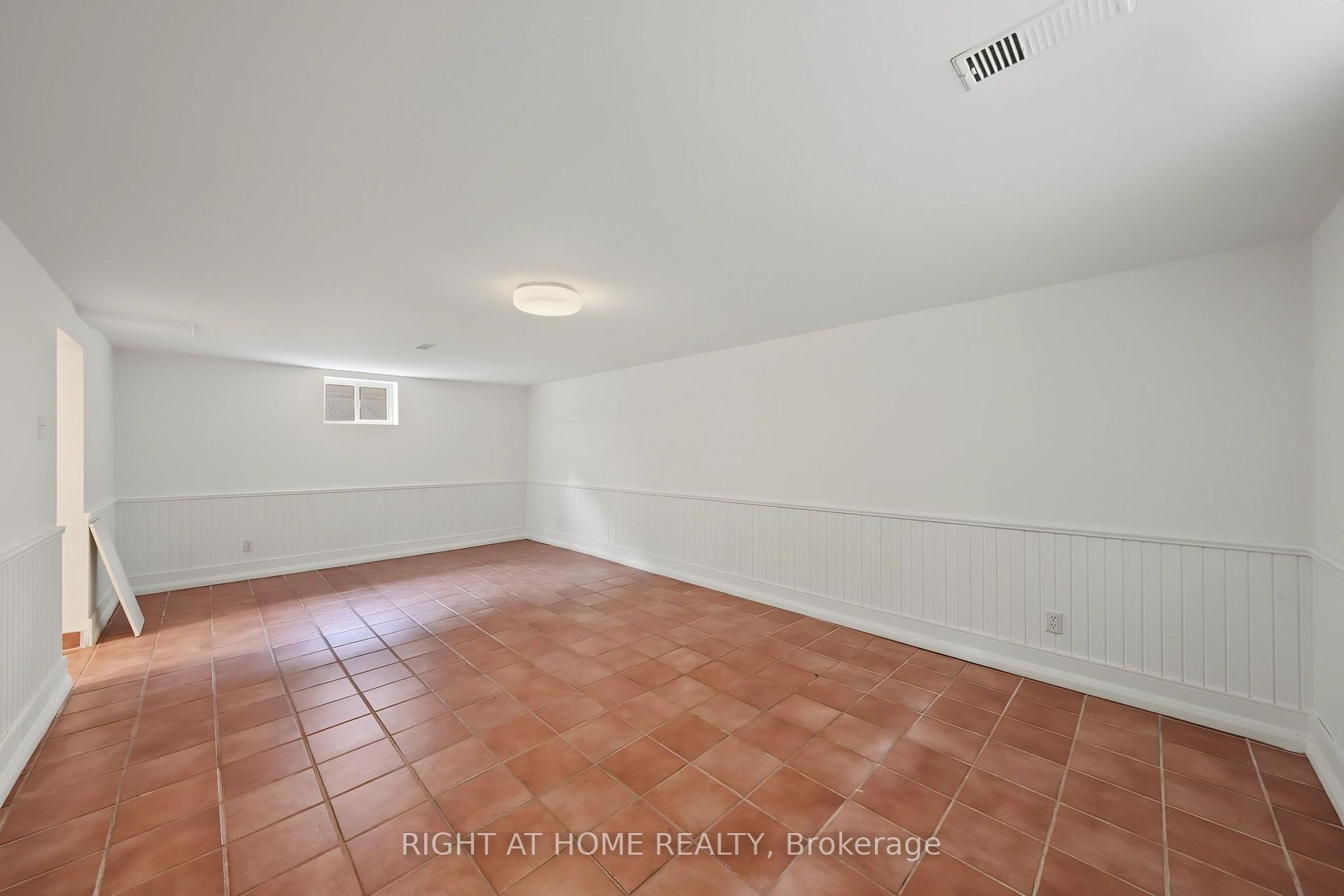 Photo 23 of 1008 Kennedy Road, Scarborough, Dorset Park — HOMEH