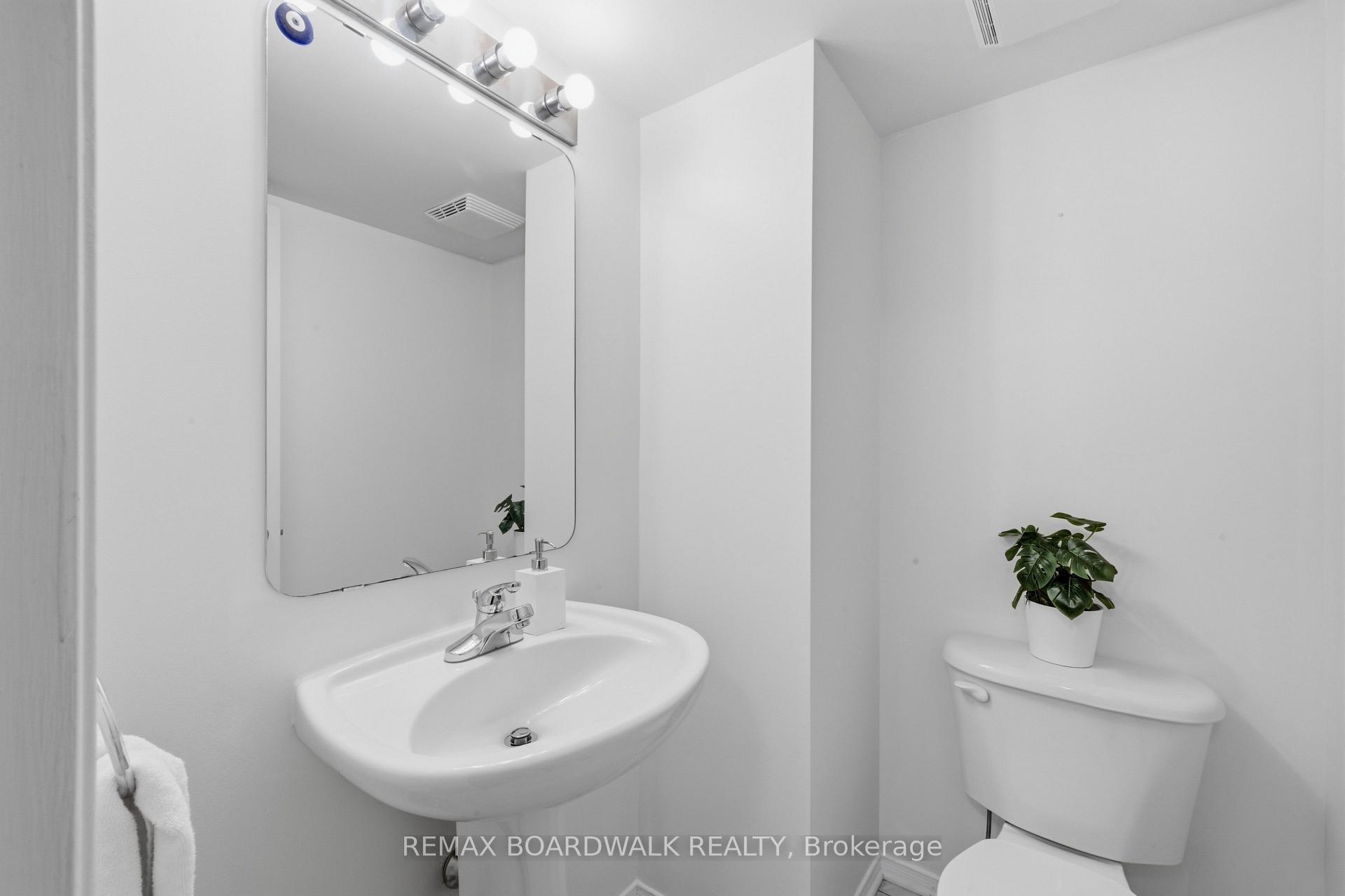Photo 15 of Unit 20, 316 Cresthaven Drive, Ottawa, Barrhaven East — HOMEH