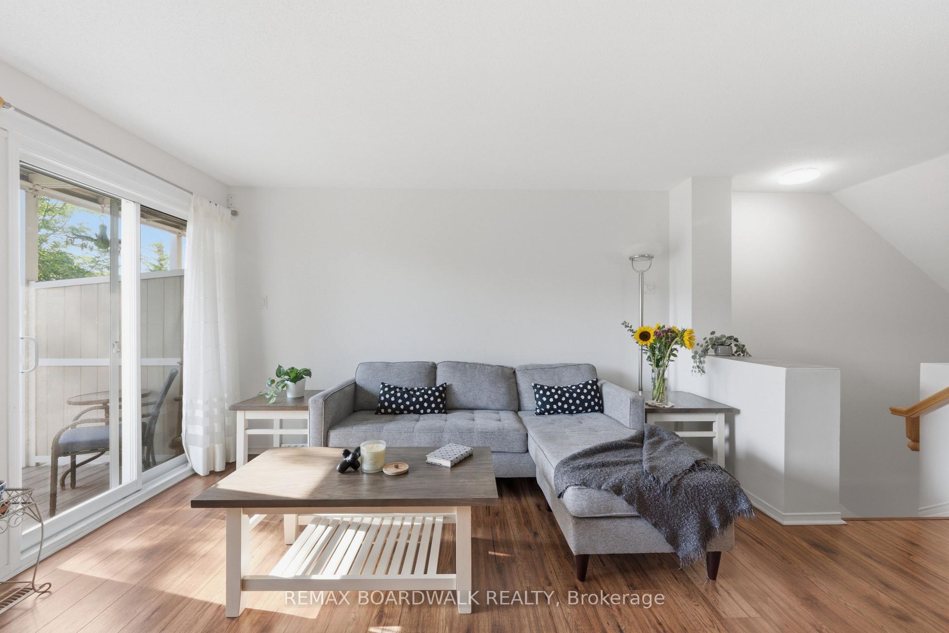 Photo 19 of Unit 20, 316 Cresthaven Drive, Ottawa, Barrhaven East — HOMEH