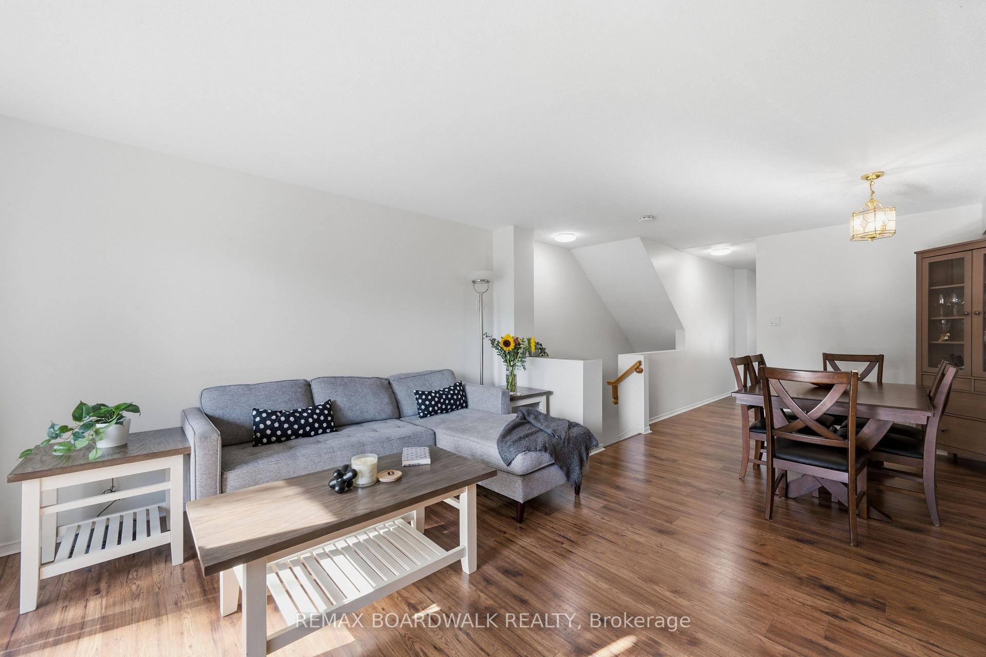 Photo 20 of Unit 20, 316 Cresthaven Drive, Ottawa, Barrhaven East — HOMEH