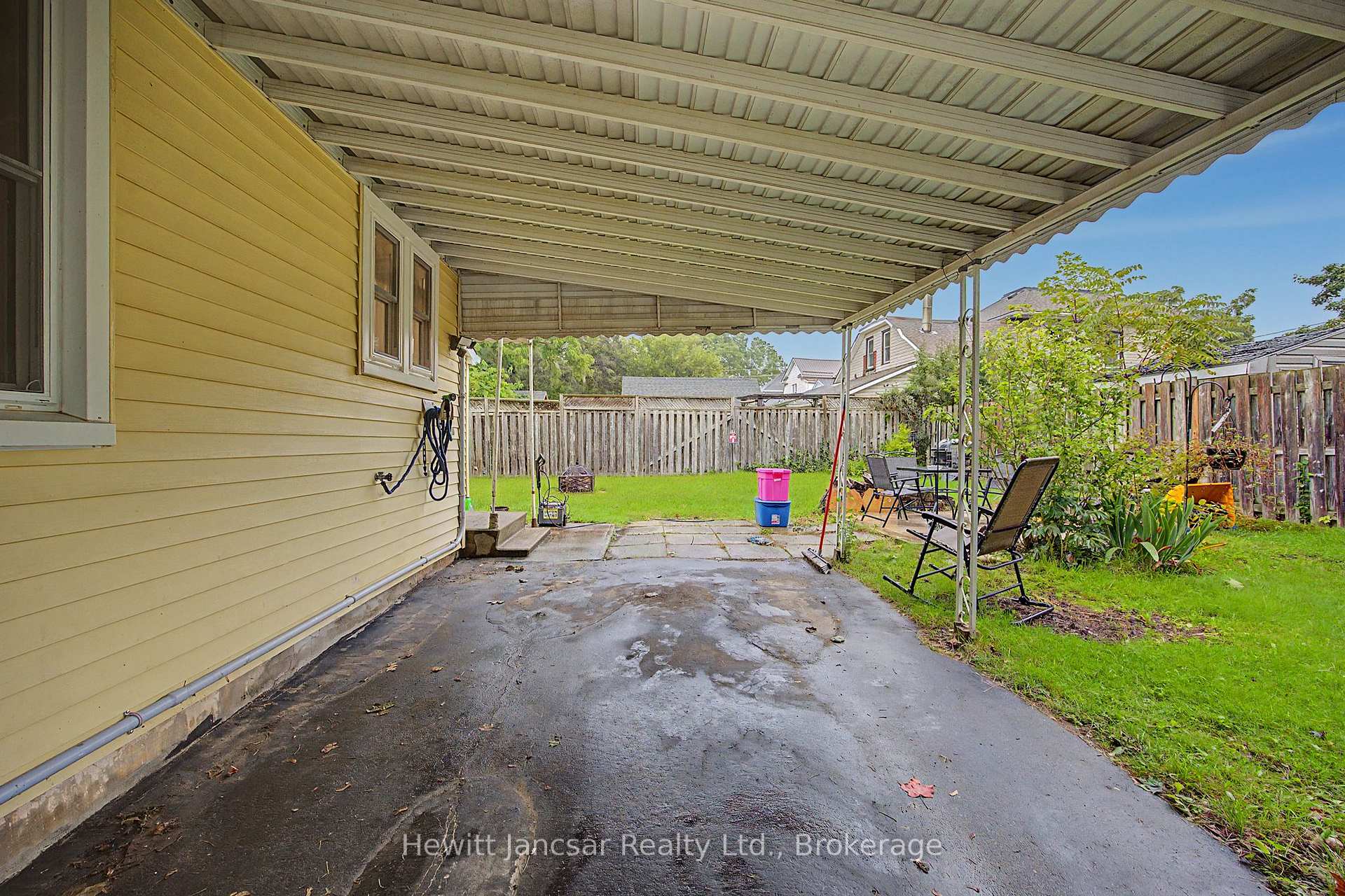 Photo 9 of 27 Chestnut Street W, Aylmer — HOMEH
