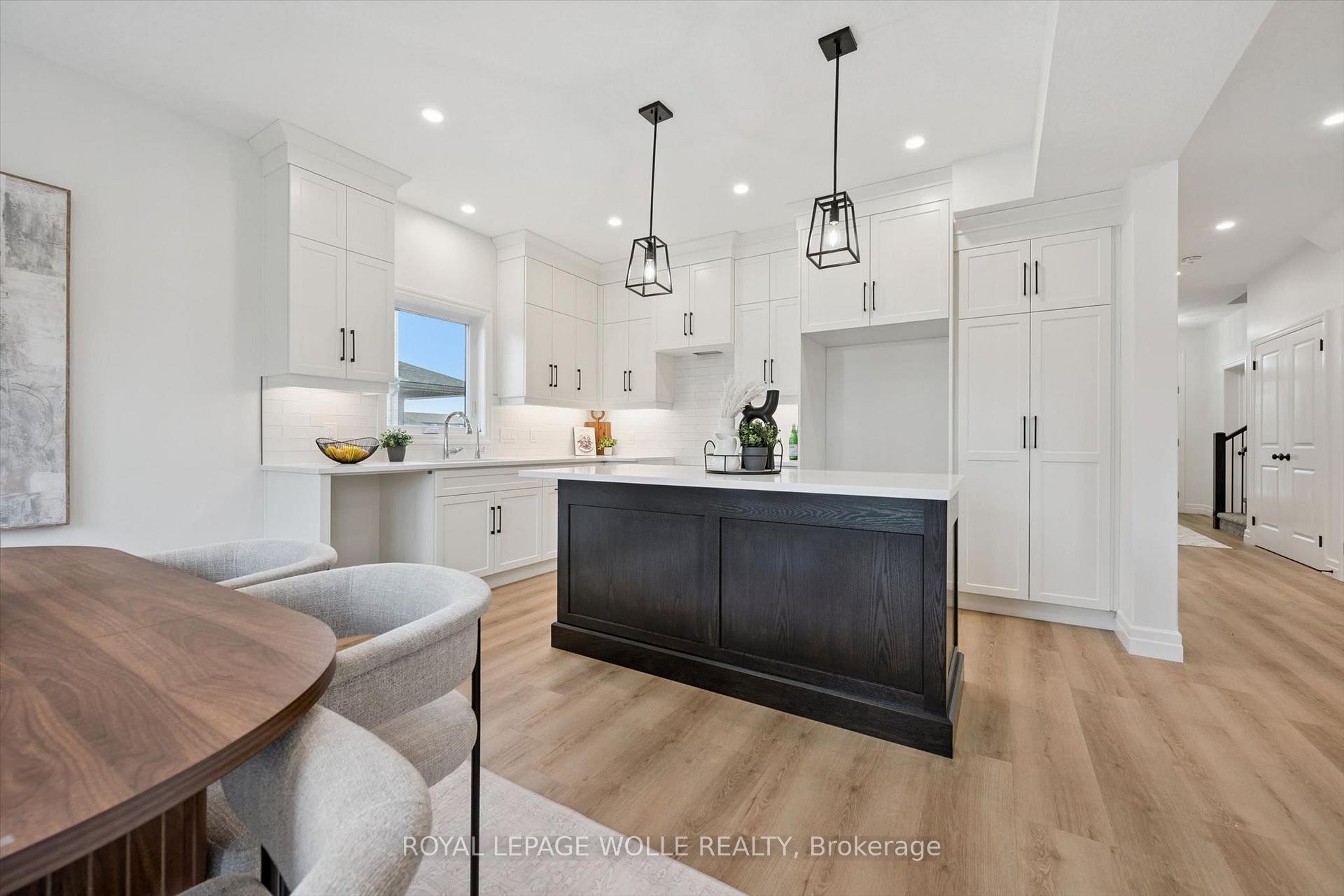 Photo 12 of 44 Weymouth Street, Woolwich, Confederation Heights — HOMEH