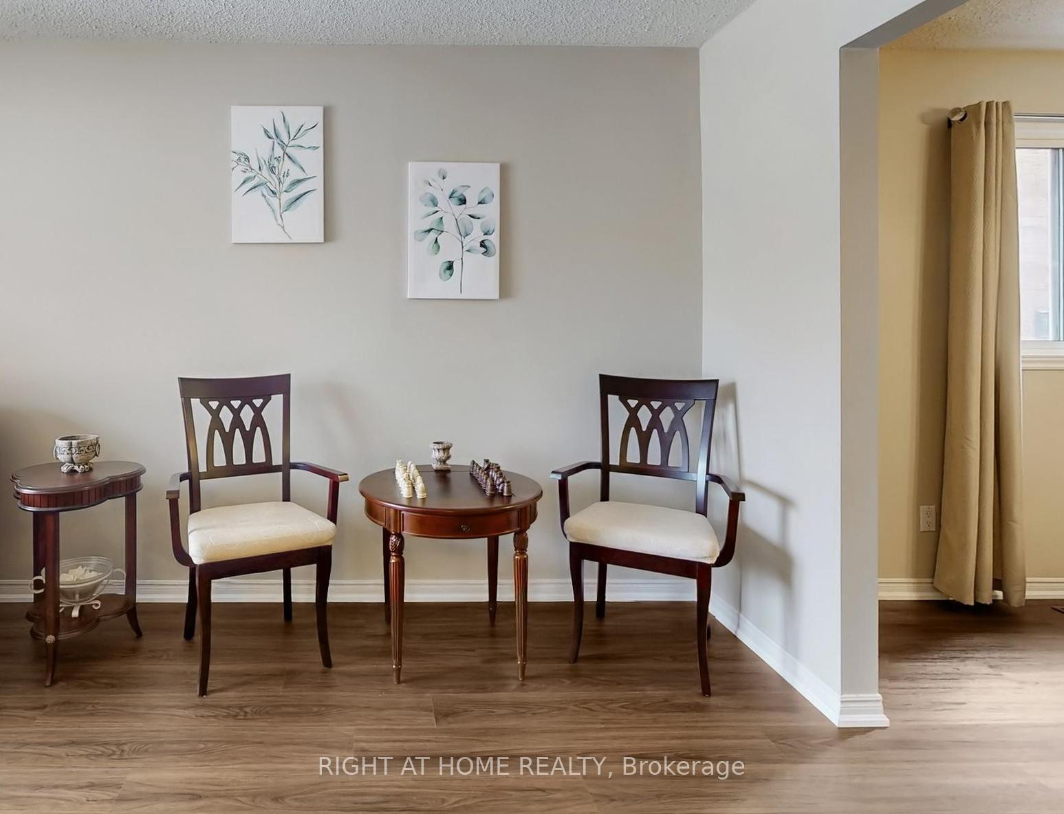 Photo 5 of 531 Steeple Hill, Pickering, Woodlands — HOMEH