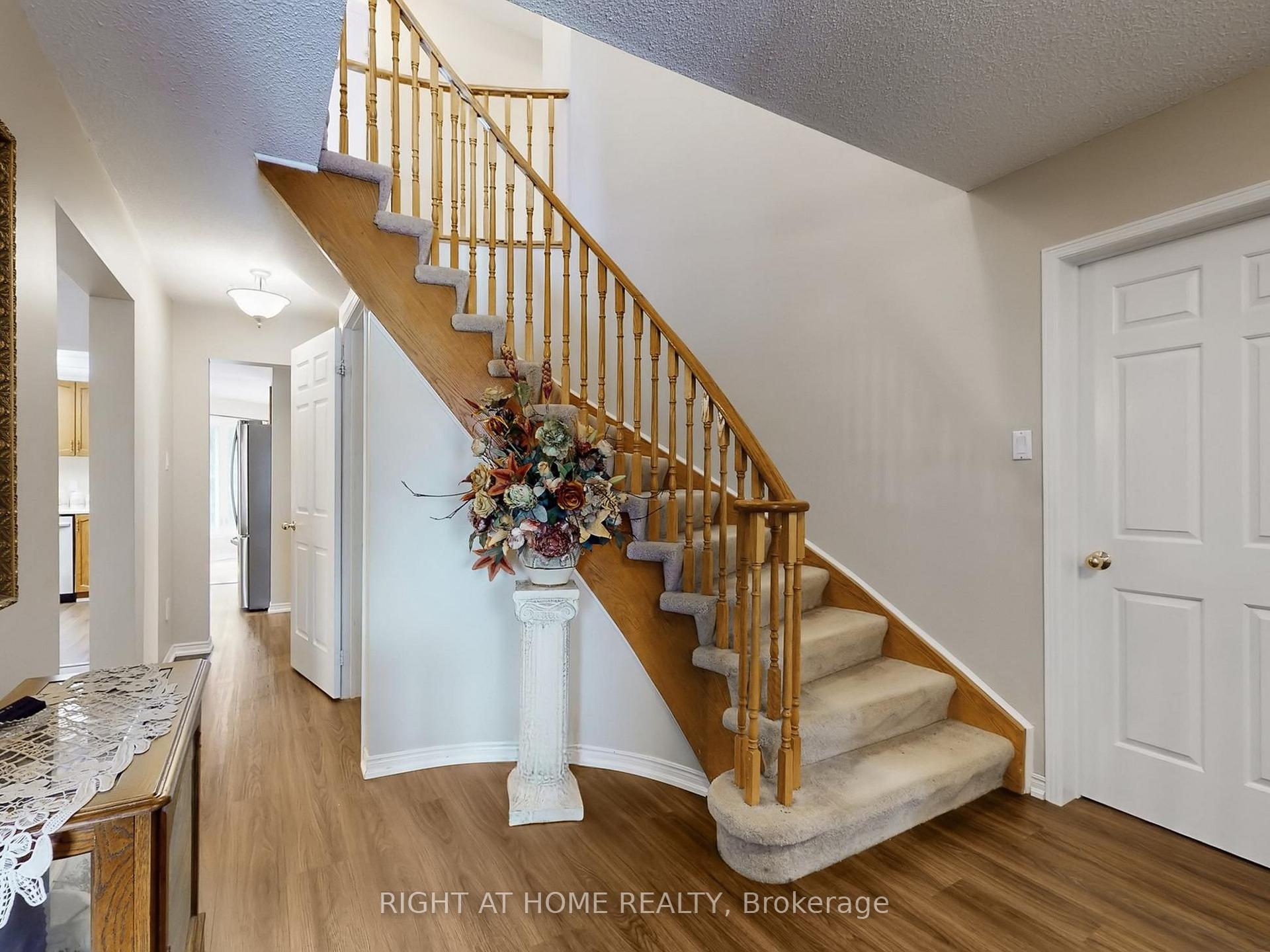 Photo 16 of 531 Steeple Hill, Pickering, Woodlands — HOMEH