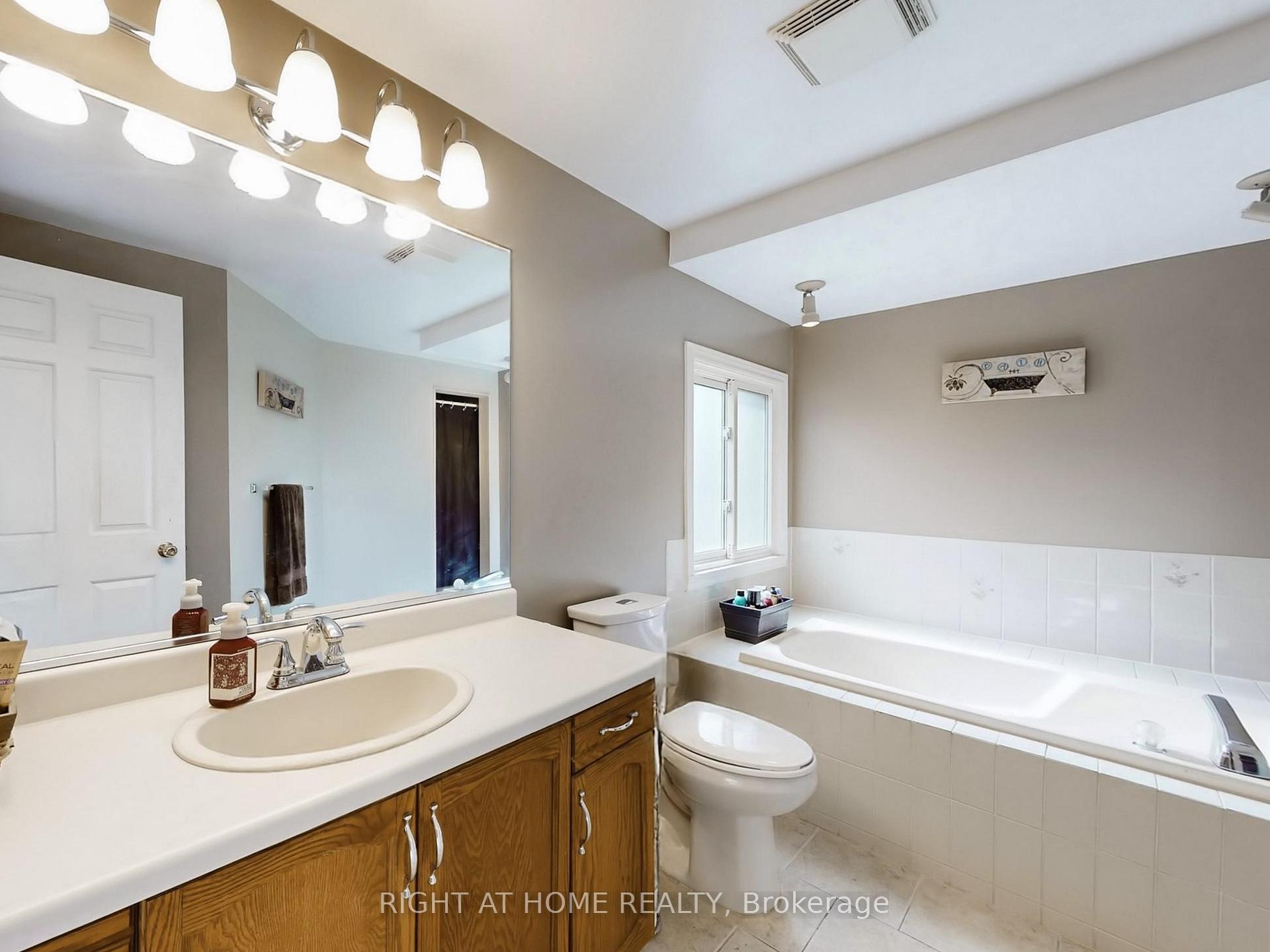 Photo 19 of 531 Steeple Hill, Pickering, Woodlands — HOMEH
