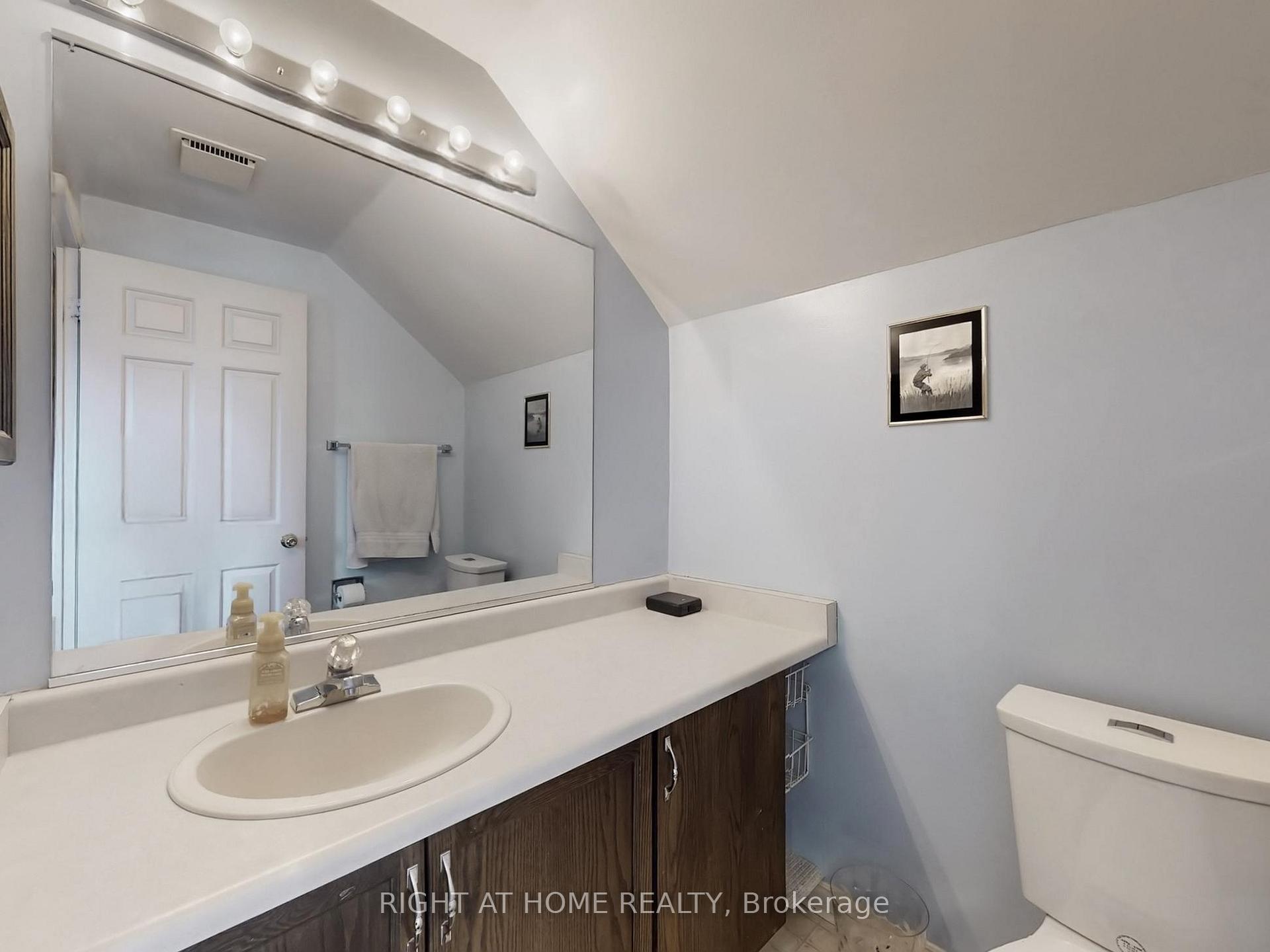 Photo 26 of 531 Steeple Hill, Pickering, Woodlands — HOMEH