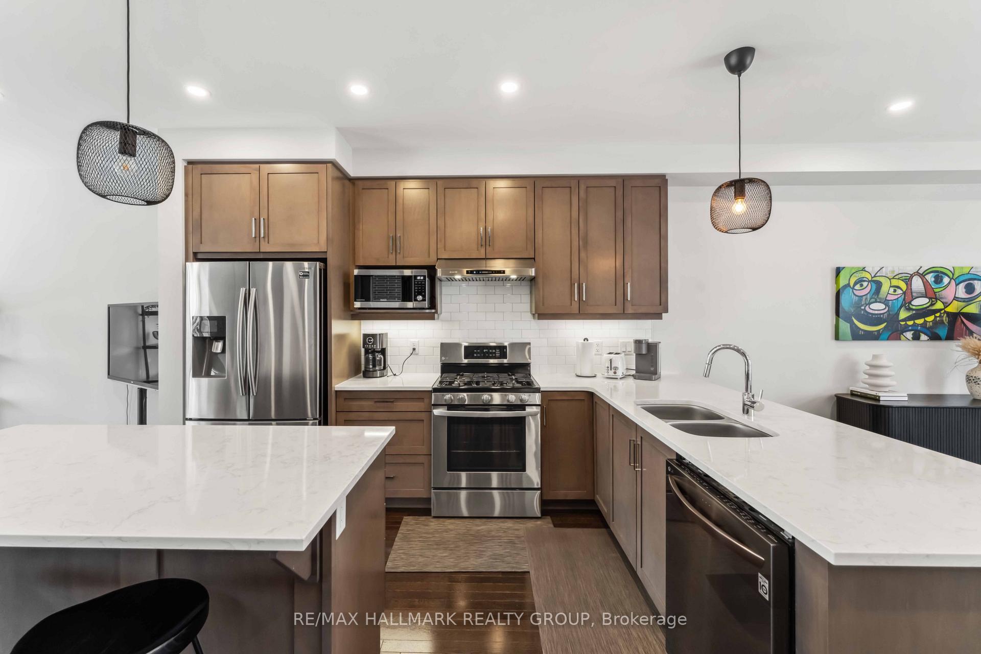 Photo 10 of 167 Boundstone Way, Ottawa, Kanata - Kanata Lakes/Heritage Hills — HOMEH