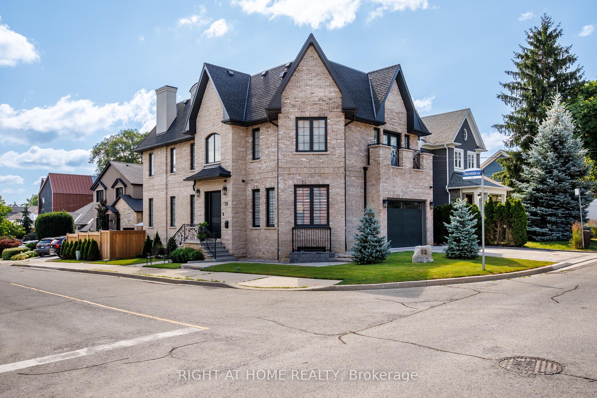 Photo 2 of 33 Thorndale Avenue, Etobicoke, Kingsway South — HOMEH