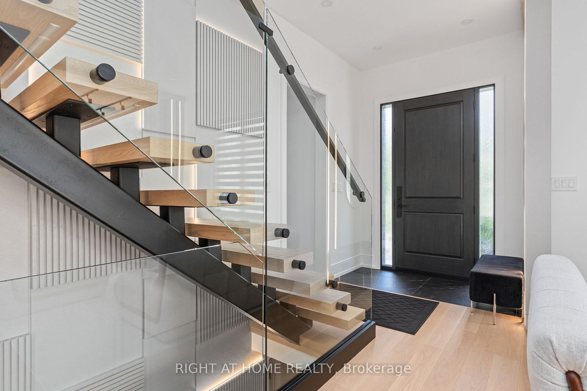 Photo 9 of 33 Thorndale Avenue, Etobicoke, Kingsway South — HOMEH
