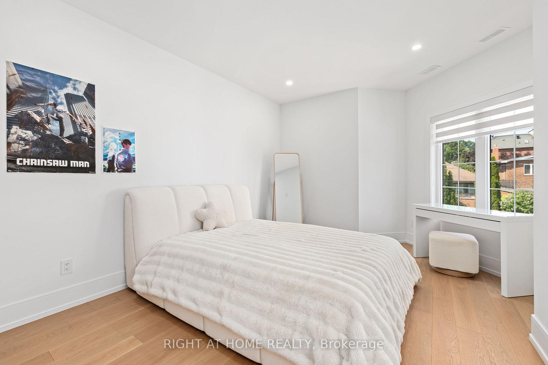 Photo 30 of 33 Thorndale Avenue, Etobicoke, Kingsway South — HOMEH