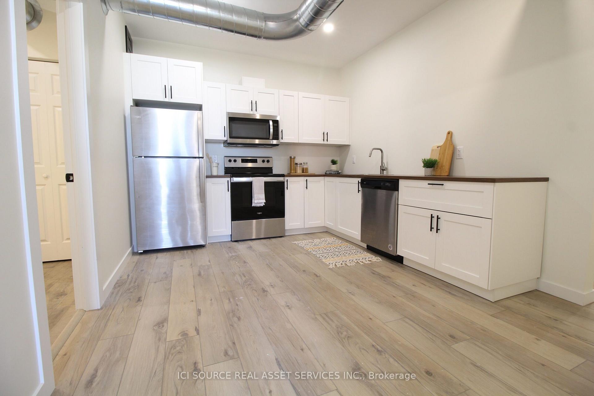 Photo of Unit Unit 8, 2 Talbot Street S