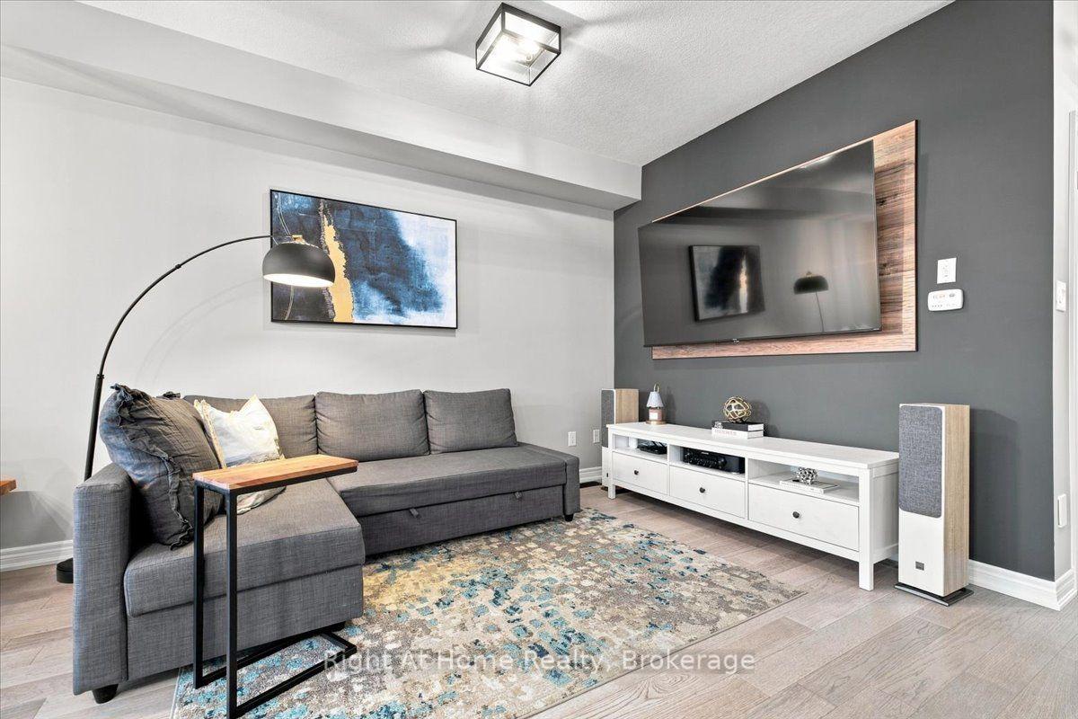 Photo 8 of 66 Foothills Lane, Hamilton, Stoney Creek — HOMEH