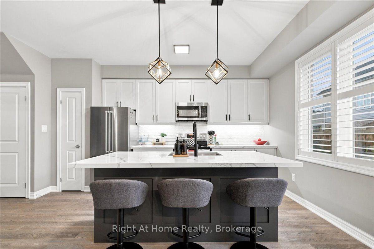 Photo 12 of 66 Foothills Lane, Hamilton, Stoney Creek — HOMEH
