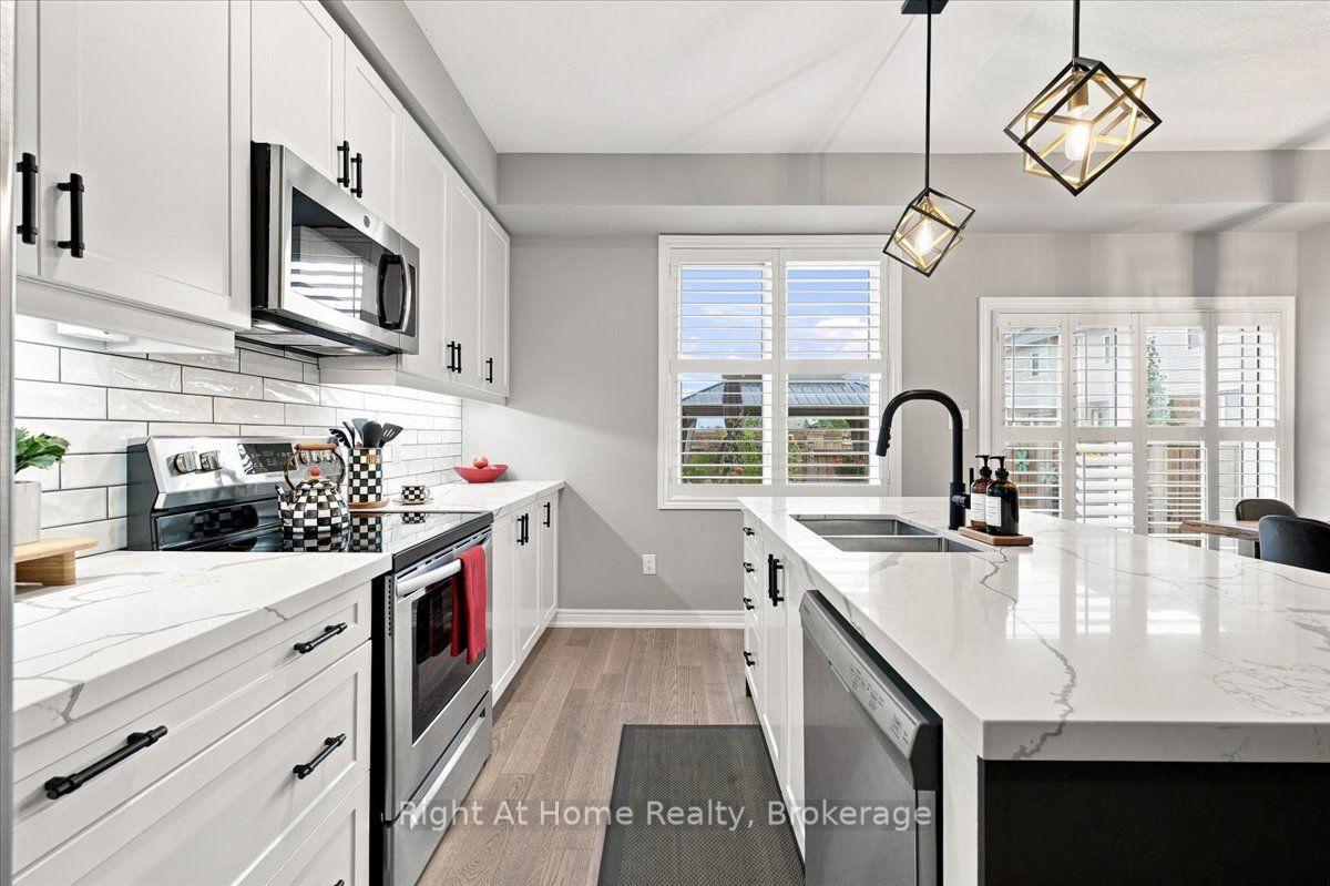 Photo 15 of 66 Foothills Lane, Hamilton, Stoney Creek — HOMEH