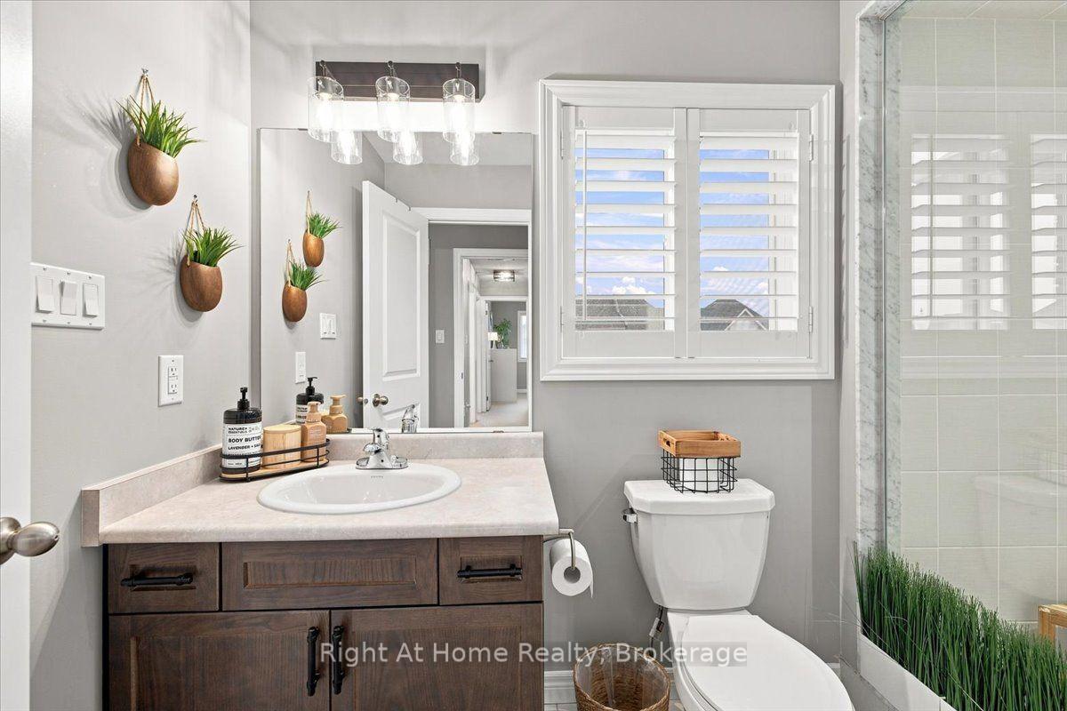 Photo 22 of 66 Foothills Lane, Hamilton, Stoney Creek — HOMEH