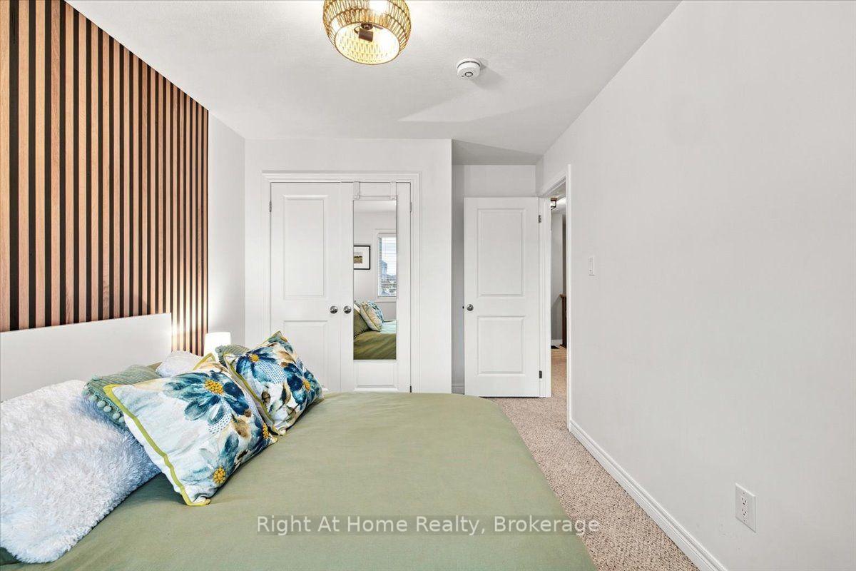 Photo 25 of 66 Foothills Lane, Hamilton, Stoney Creek — HOMEH