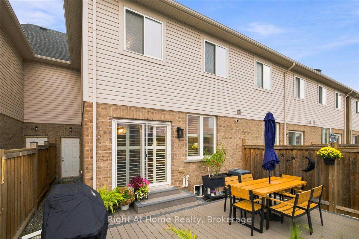 Photo 34 of 66 Foothills Lane, Hamilton, Stoney Creek — HOMEH