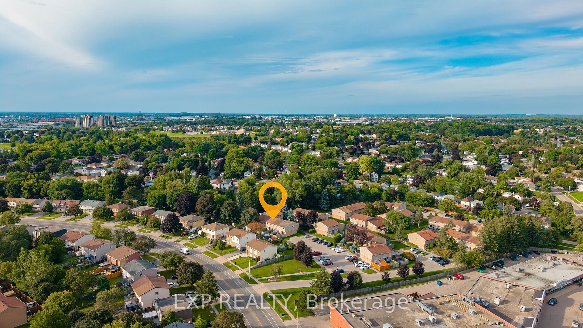 Photo 2 of Unit 10, 487 Elgin Street N, Cambridge, Greenway-Chaplin — HOMEH