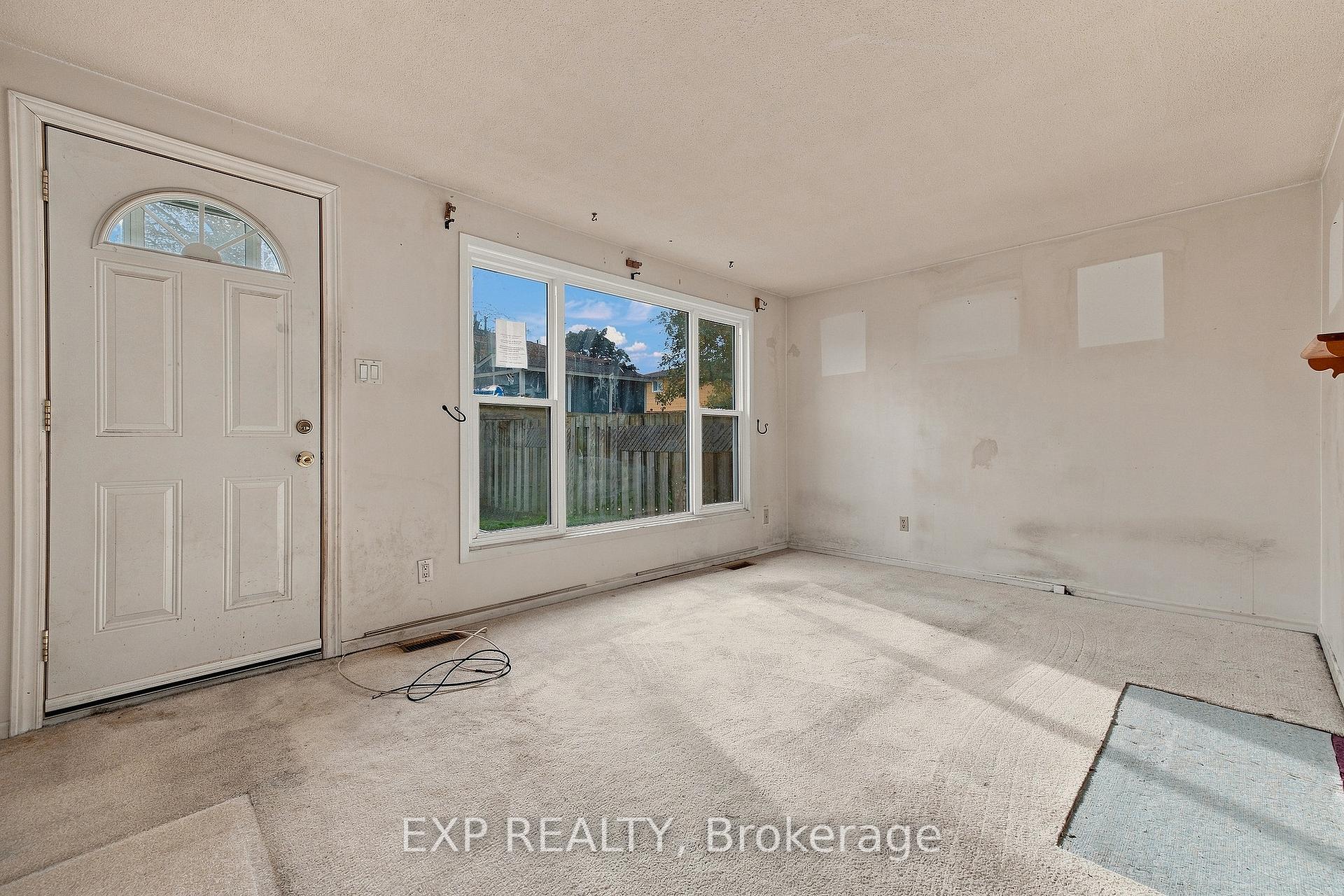Photo 11 of Unit 10, 487 Elgin Street N, Cambridge, Greenway-Chaplin — HOMEH