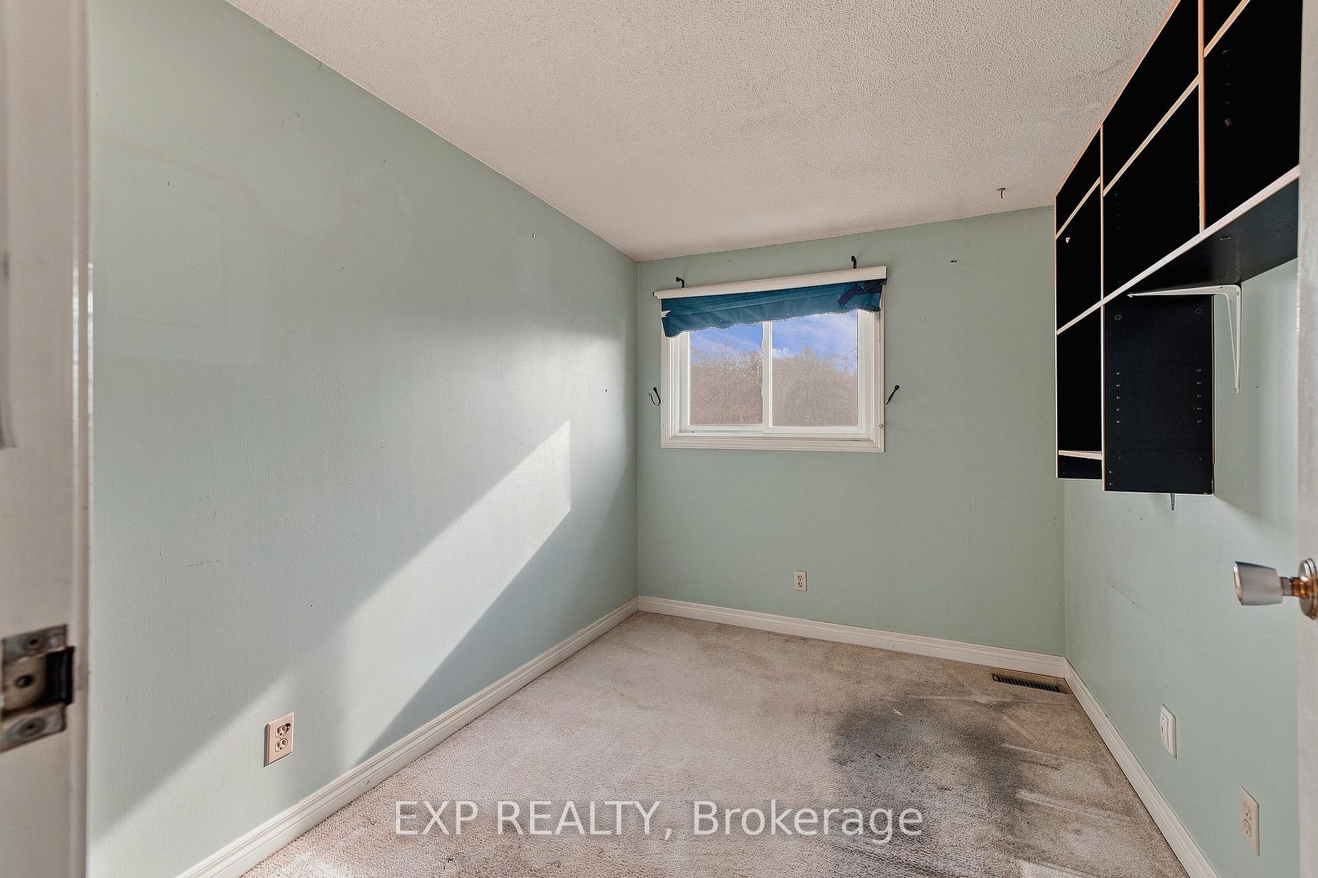Photo 14 of Unit 10, 487 Elgin Street N, Cambridge, Greenway-Chaplin — HOMEH